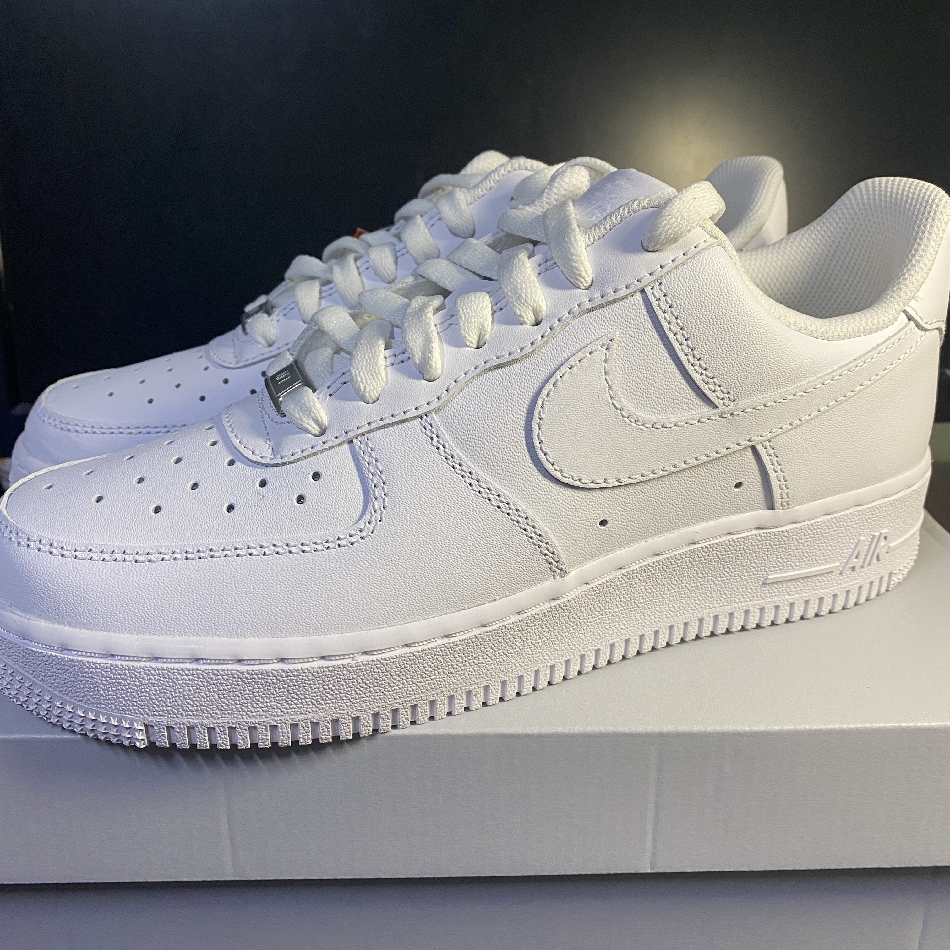 Nike Air Force 1 '07 Low White 착용 스타일