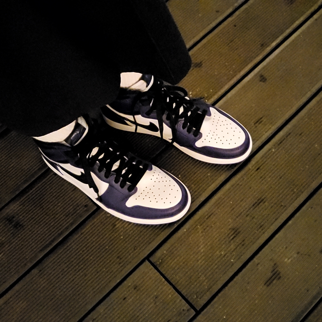 Jordan 1 Retro High OG Court Purple 2020 착용 스타일 - 1