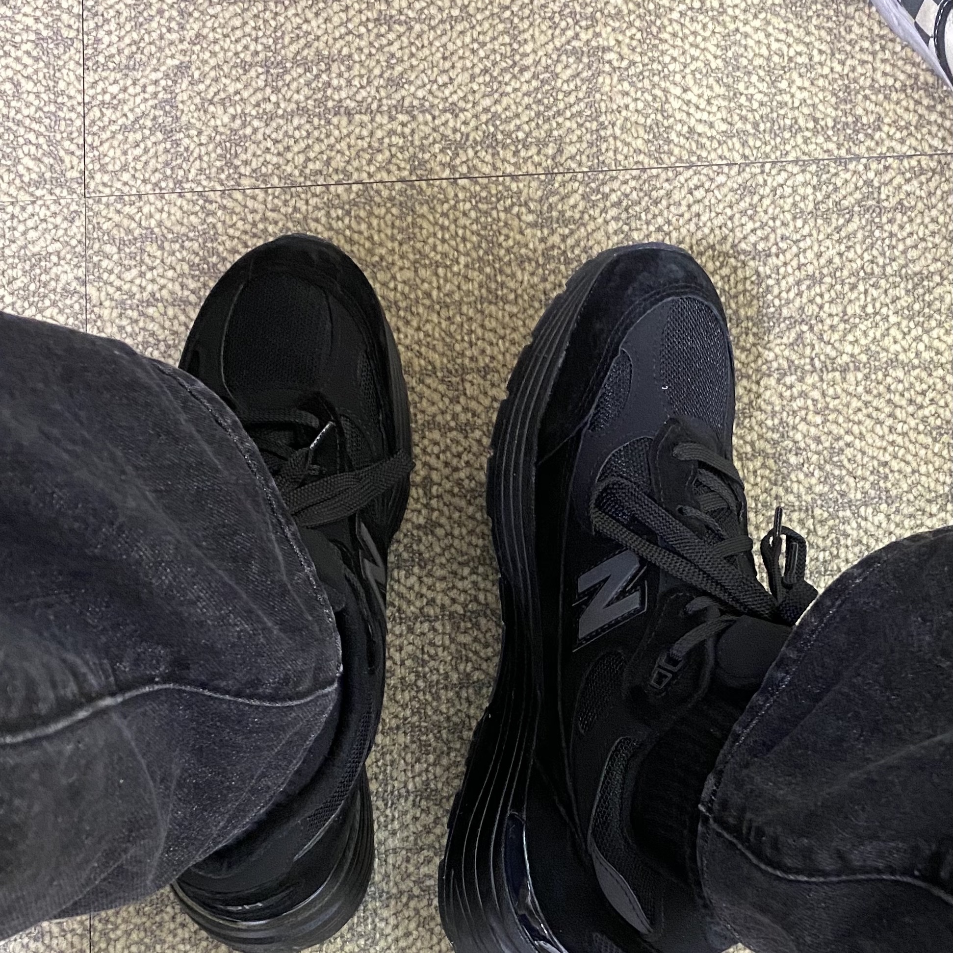 New Balance 992 Made in USA Triple Black 착용 스타일 - 1