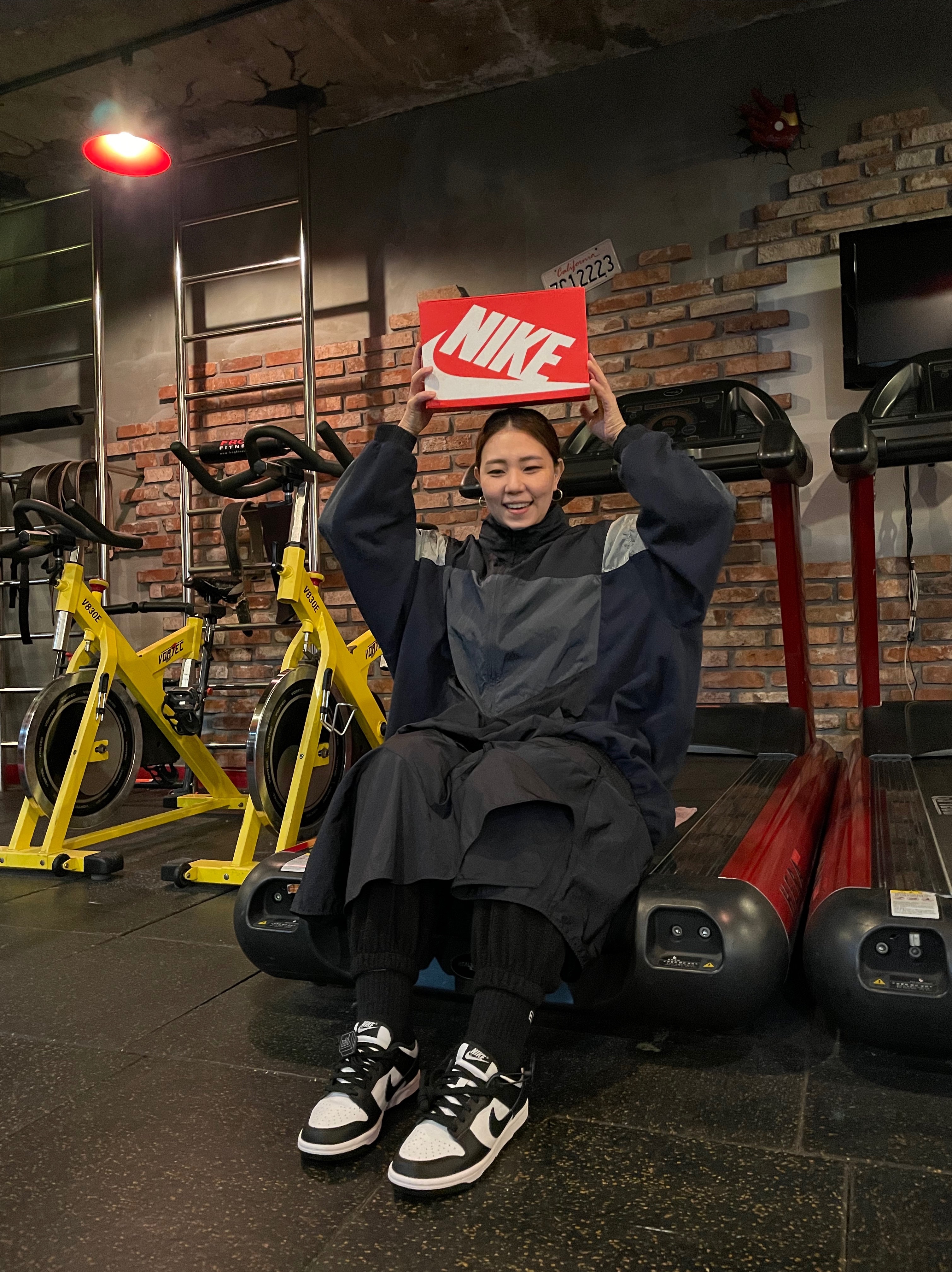 Nike Dunk Low Retro Black 착용 스타일 - 3