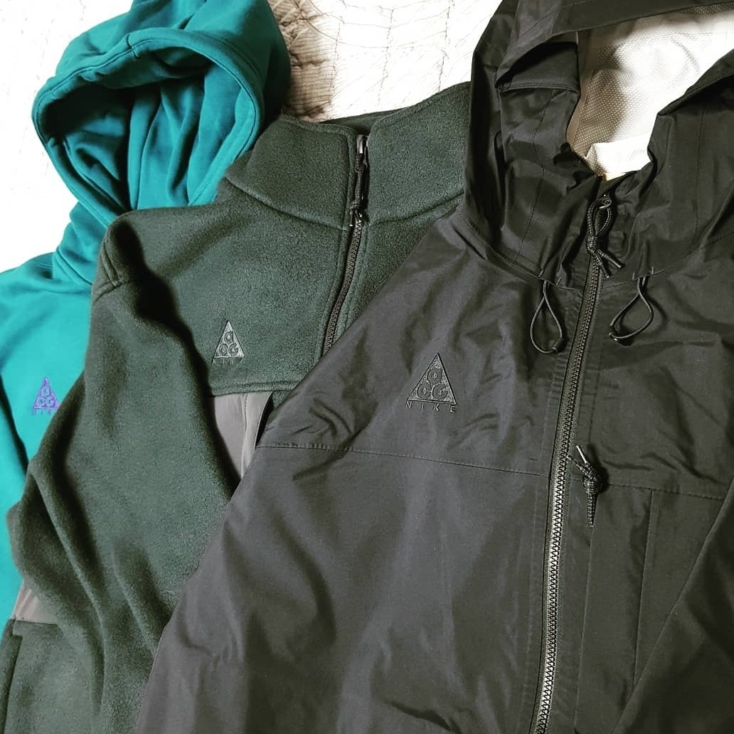 Nike ACG Gore-Tex Misery Ridge Jacket Black - US/EU, Nike ACG Microfleece Jacket Black - US/EU 착용 스타일
