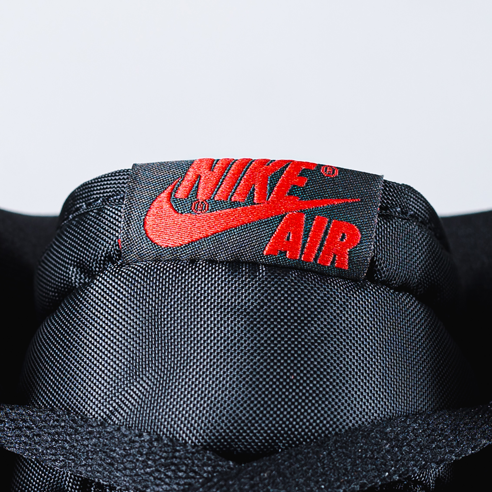 Jordan 1 Retro High OG Patent Bred 착용 스타일 - 4