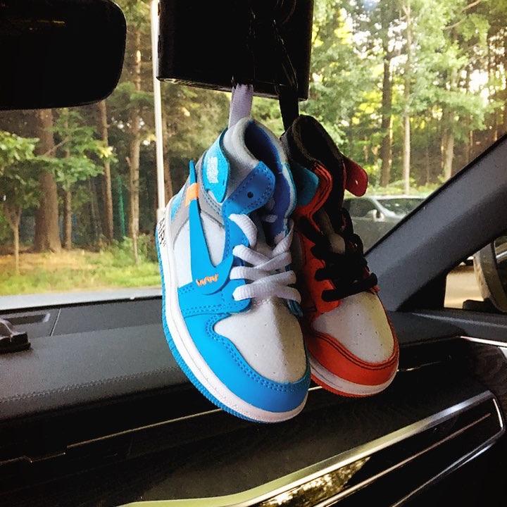 Jordan 1 x Travis Scott Retro Low OG SP Mocha 착용 스타일 - 3