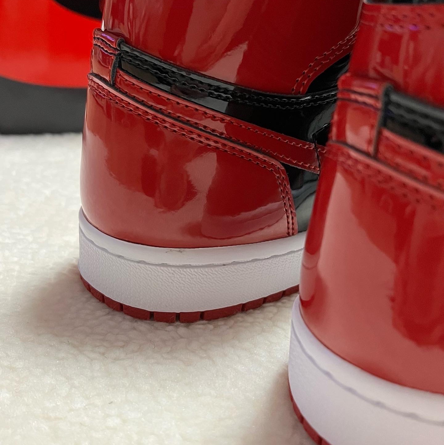 Jordan 1 Retro High OG Patent Bred, (GS) Jordan 1 Retro High OG Patent Bred 착용 스타일 - 3