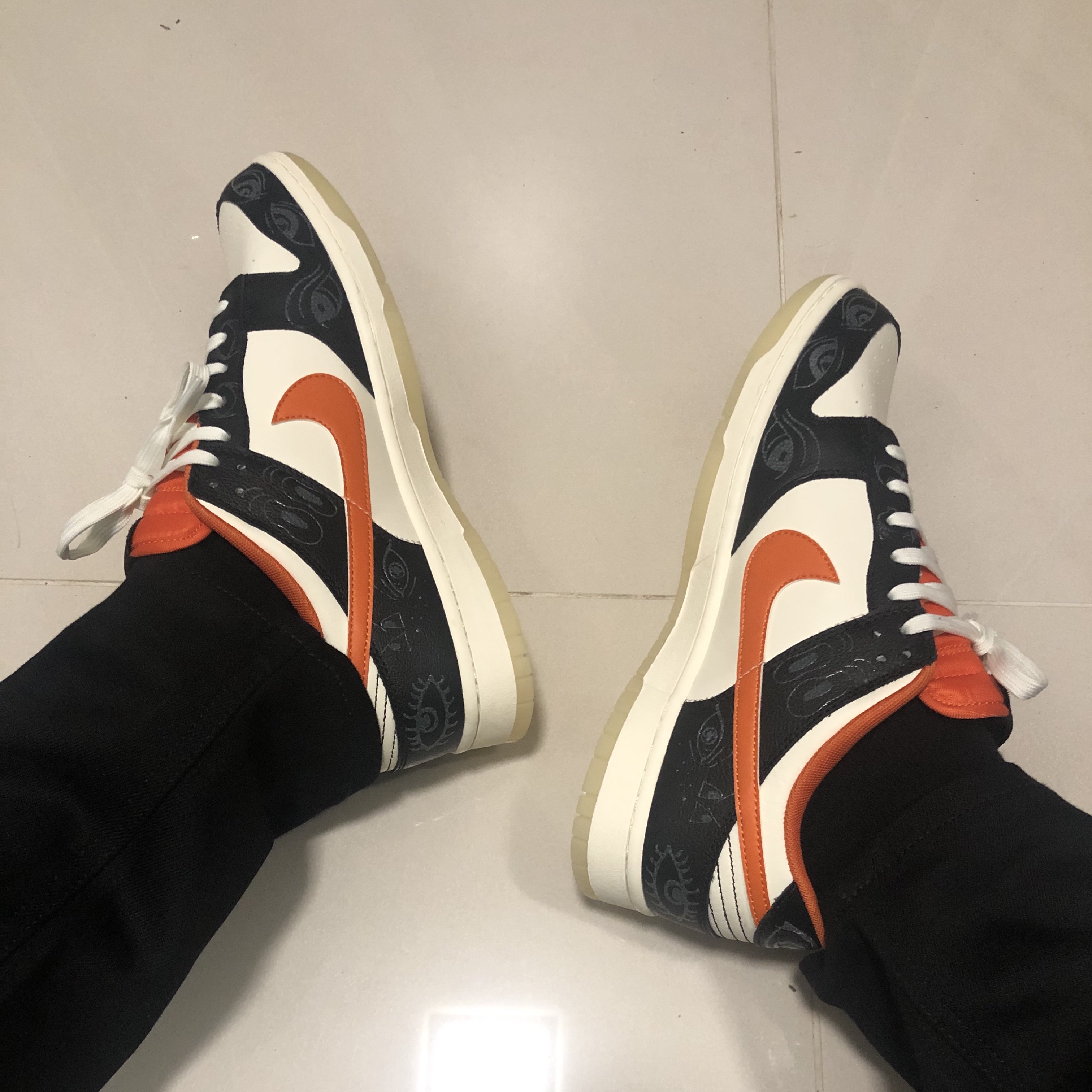 Nike Dunk Low Retro PRM Halloween 착용 스타일 - 1
