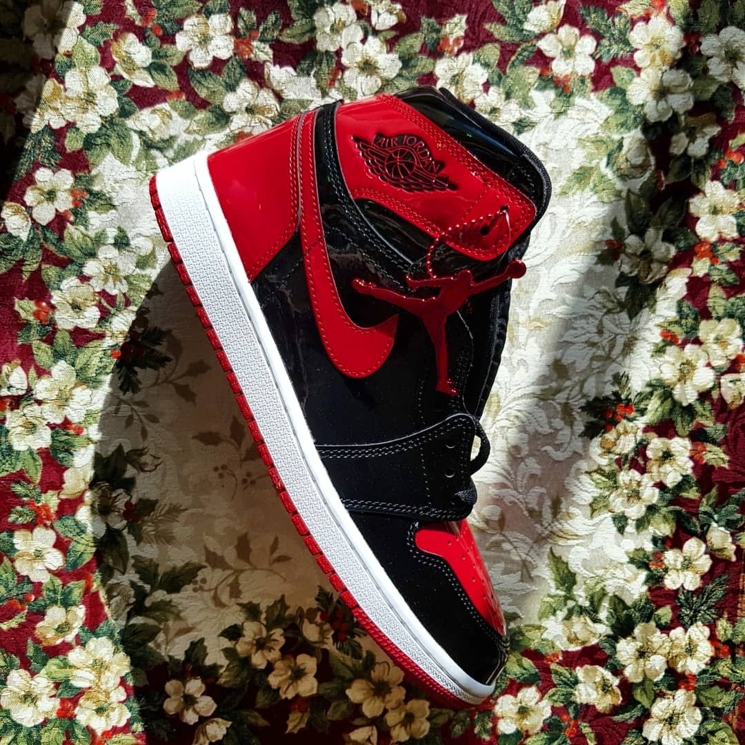 Jordan 1 Retro High OG Patent Bred 착용 스타일 - 1