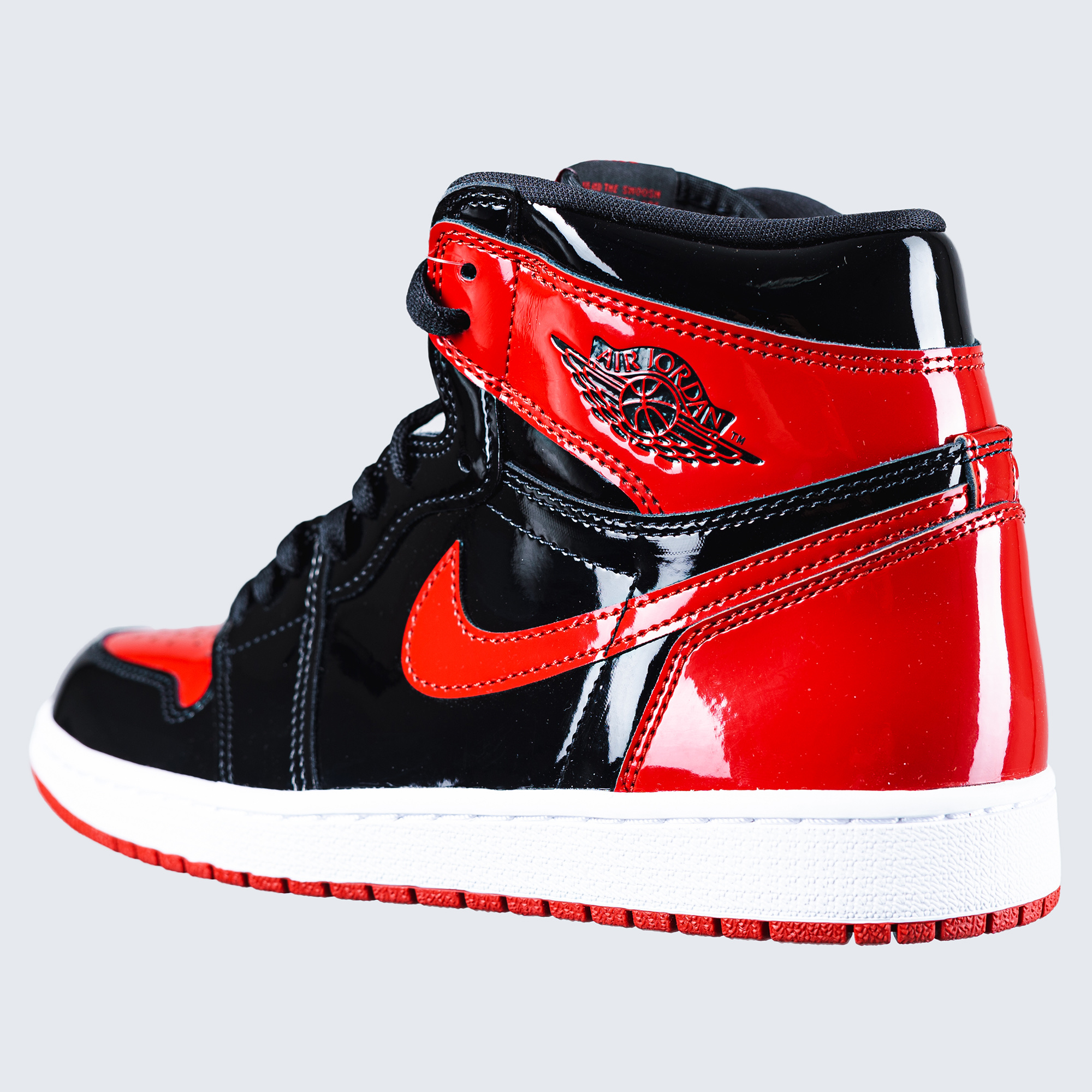 Jordan 1 Retro High OG Patent Bred 착용 스타일 - 2