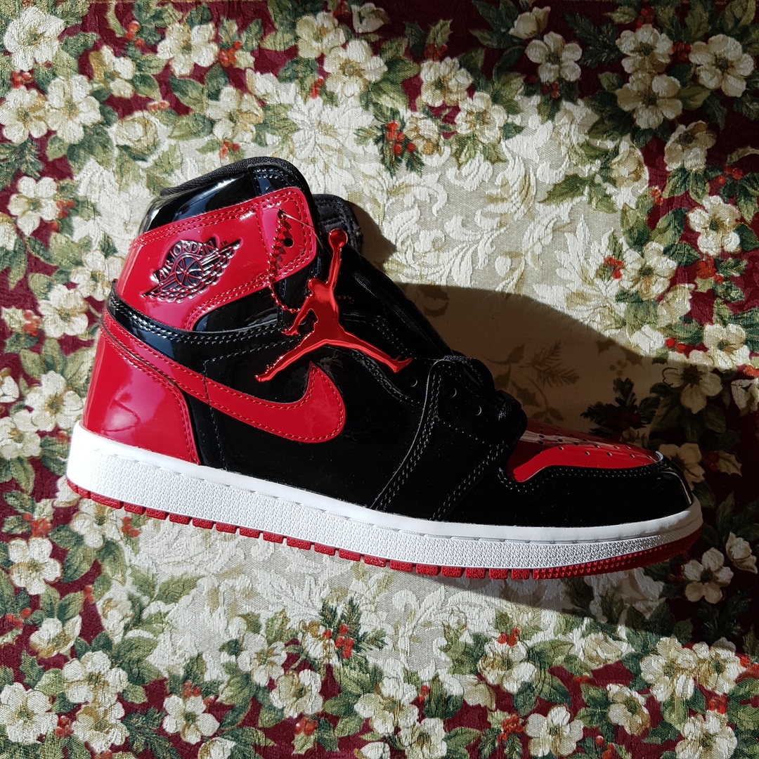 Jordan 1 Retro High OG Patent Bred 착용 스타일 - 2