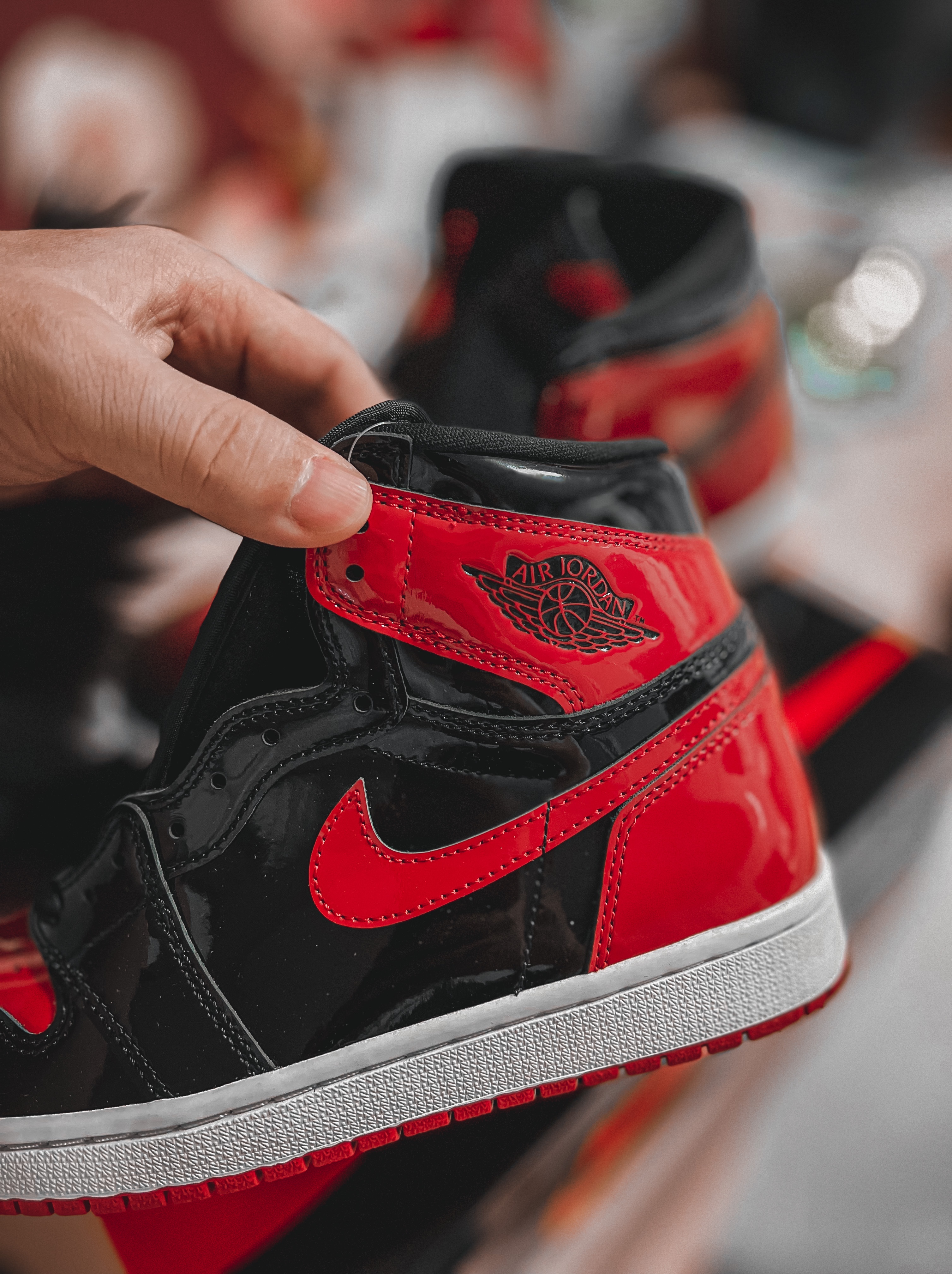 Jordan 1 Retro High OG Patent Bred 착용 스타일 - 2