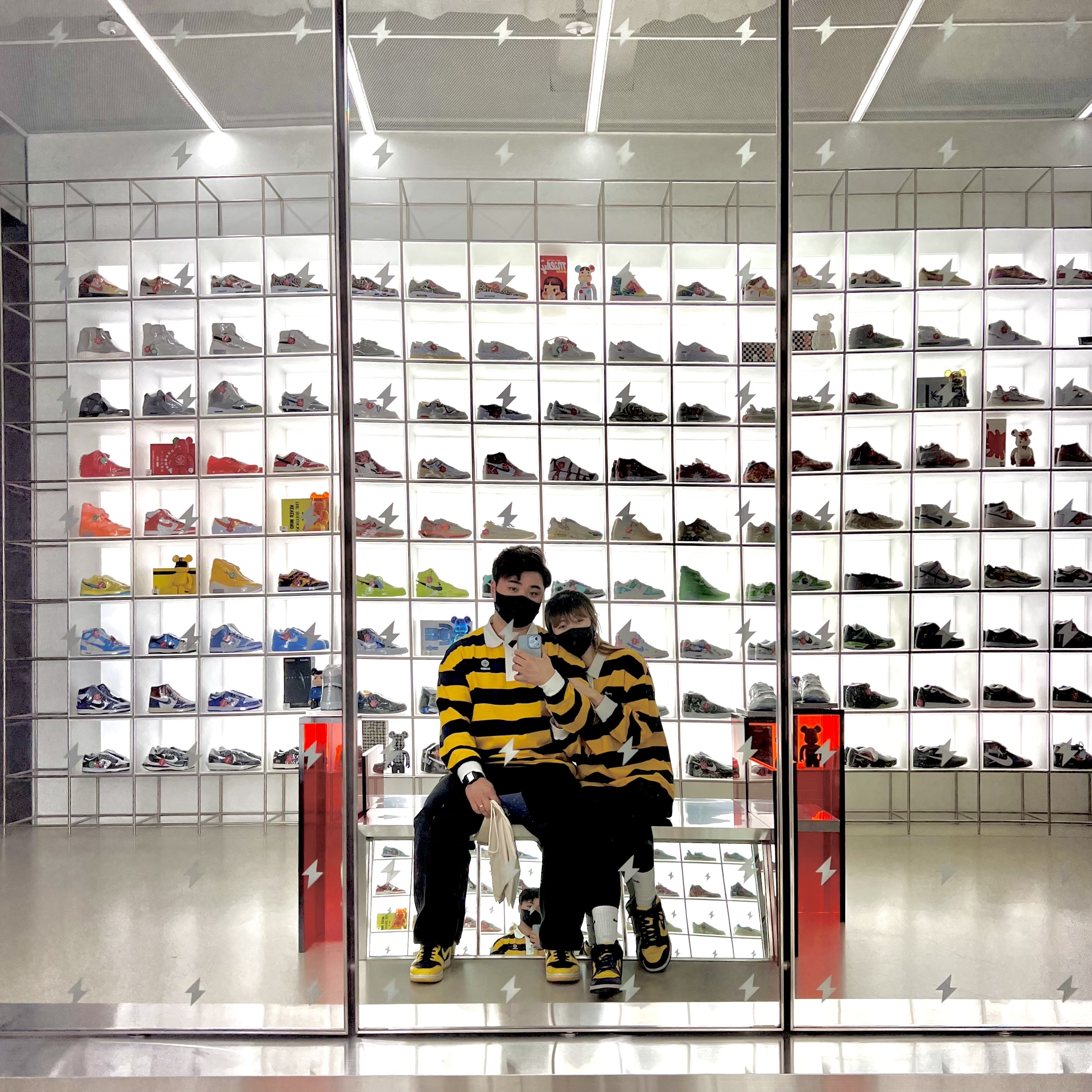 Nike Dunk High SP Varsity Maize, Nike Dunk High SP Maize & Blue 착용 스타일