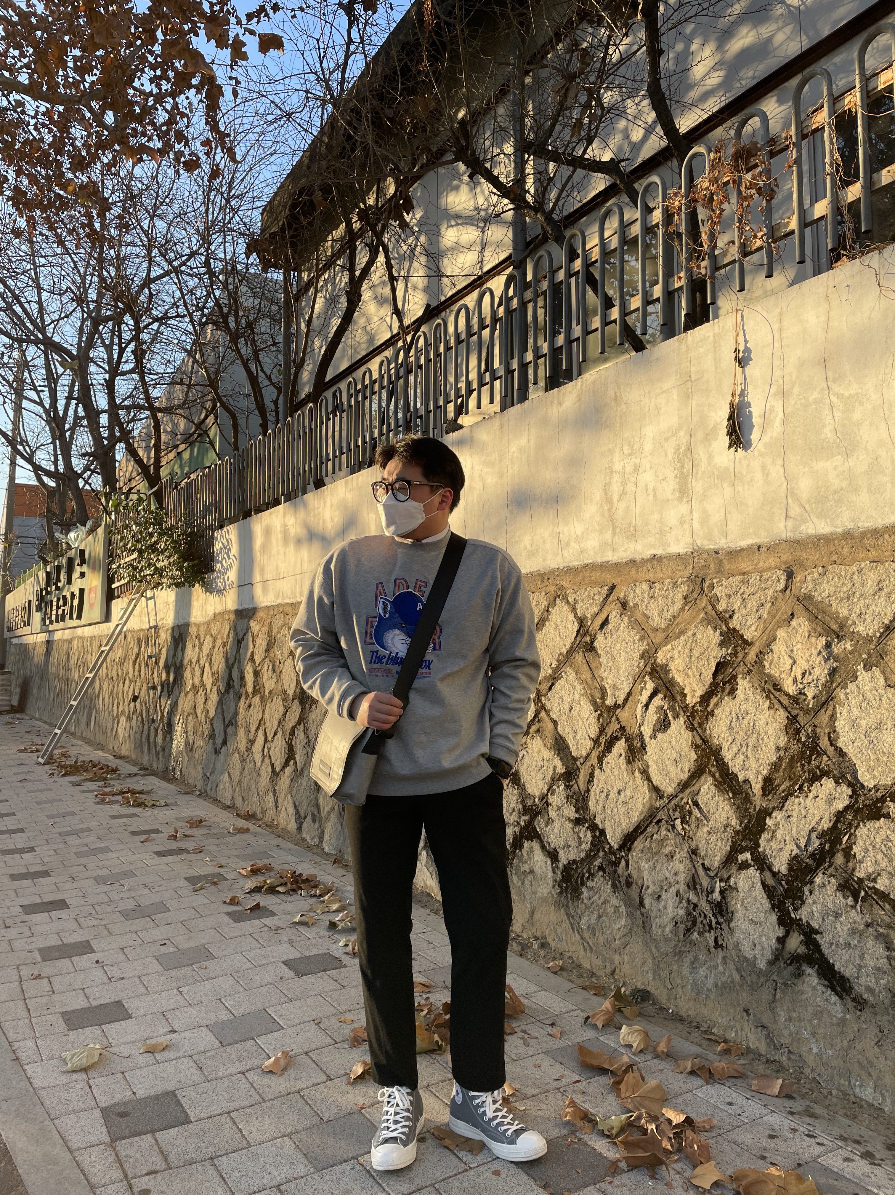 Maison Kitsune x Ader Error The Bluest Fox Sweatshirt Grey, Converse x Play Comme des Garcons Chuck 70 Hi Steel Gray 착용 스타일