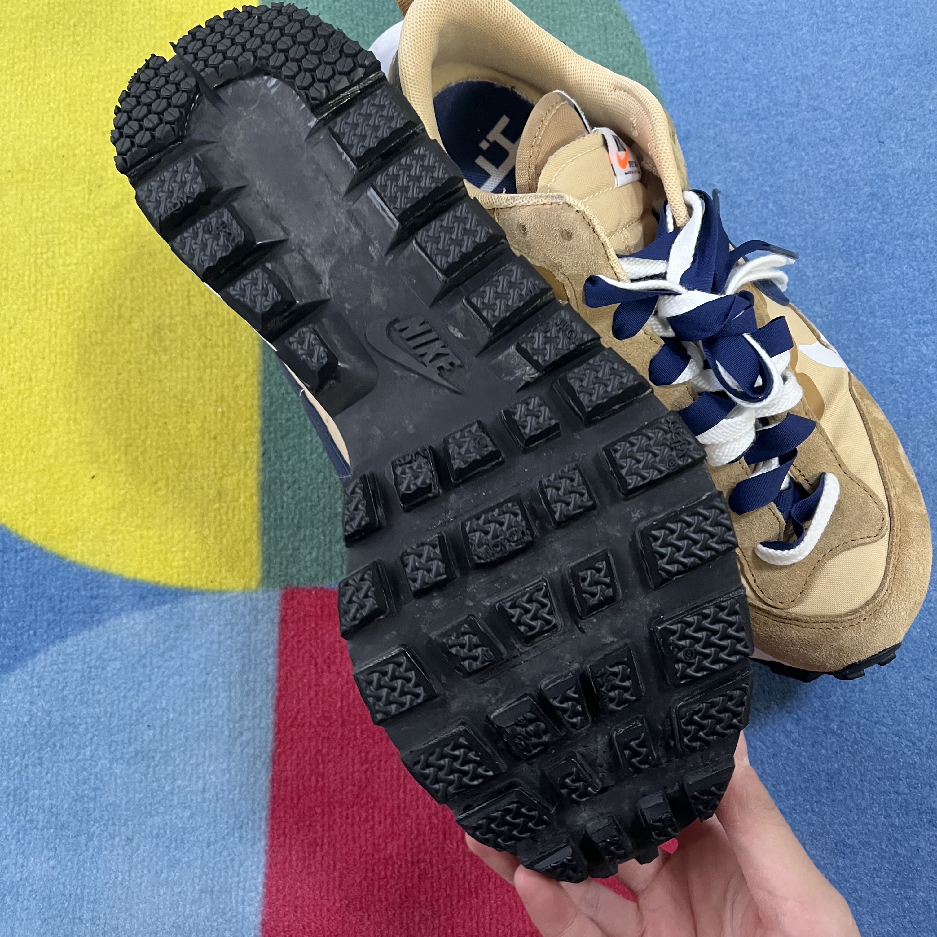 Nike x Sacai VaporWaffle Sesame and Blue Void 착용 스타일 - 2