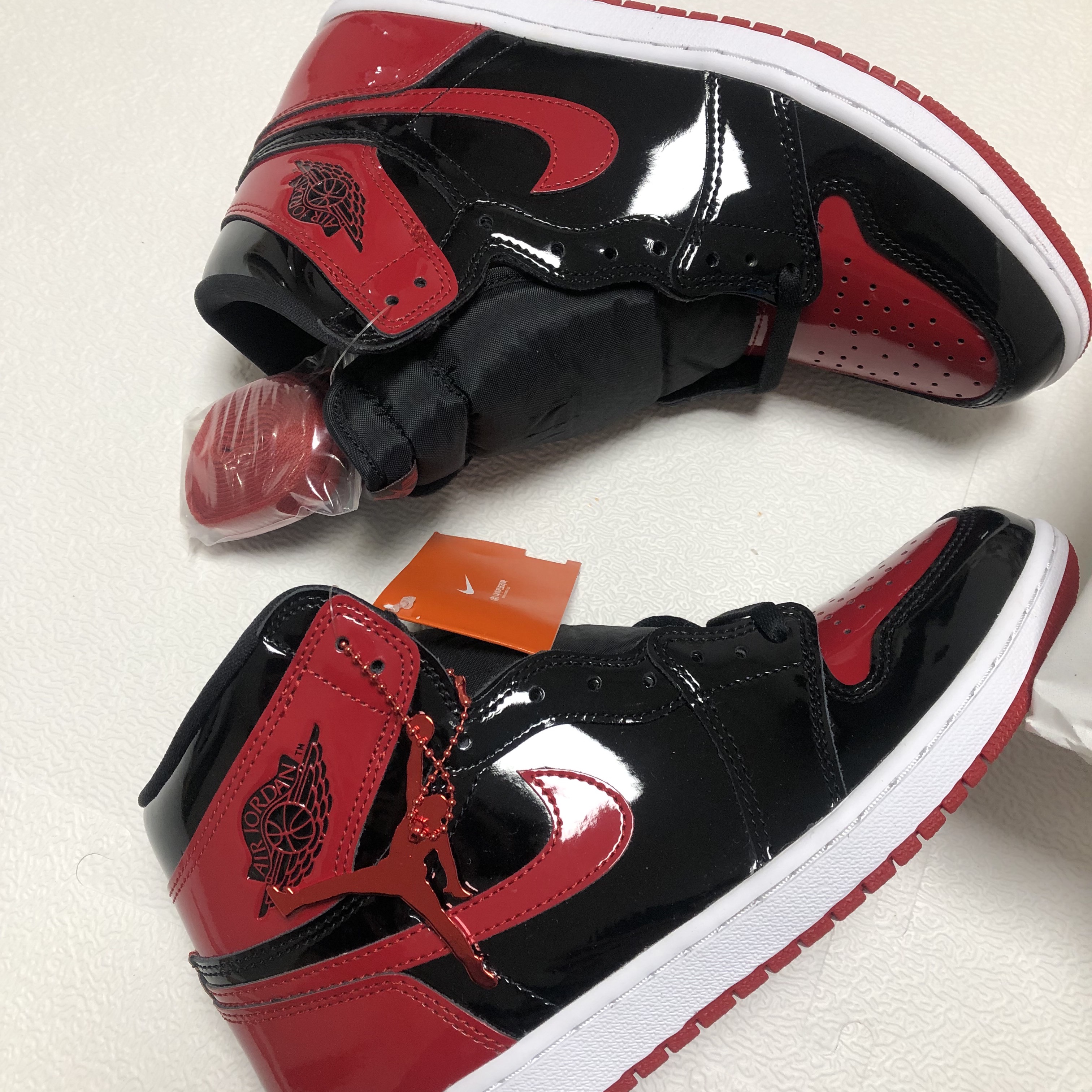 Jordan 1 Retro High OG Patent Bred 착용 스타일