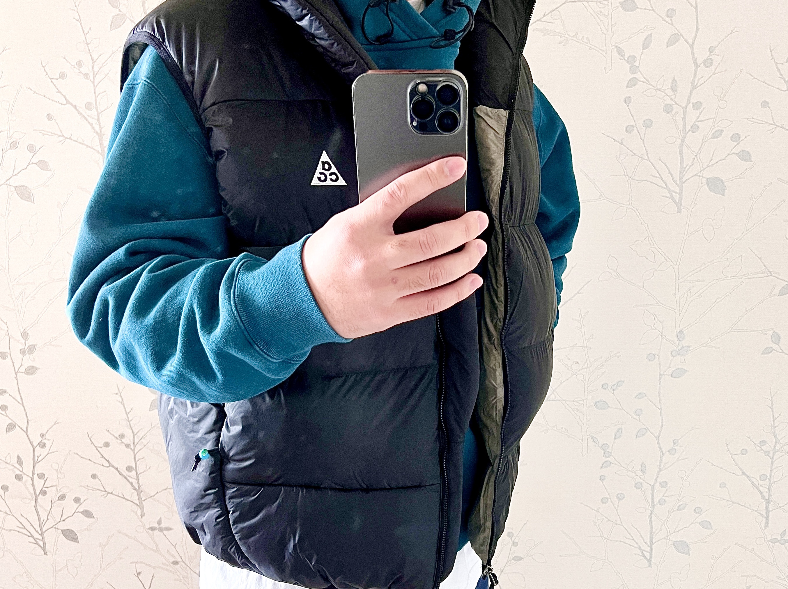 Nike ACG Therma-Fit ADV Lunar Lake Puffer Vest Black - Asia 착용 스타일