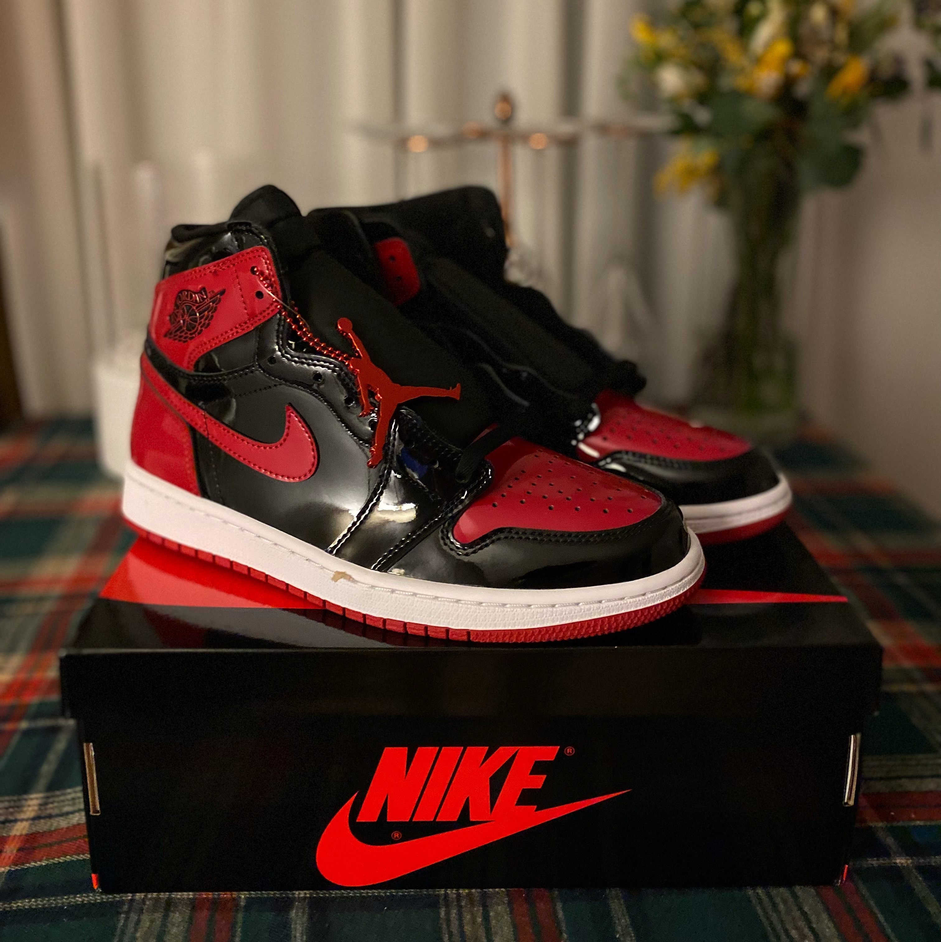 Jordan 1 Retro High OG Patent Bred 착용 스타일