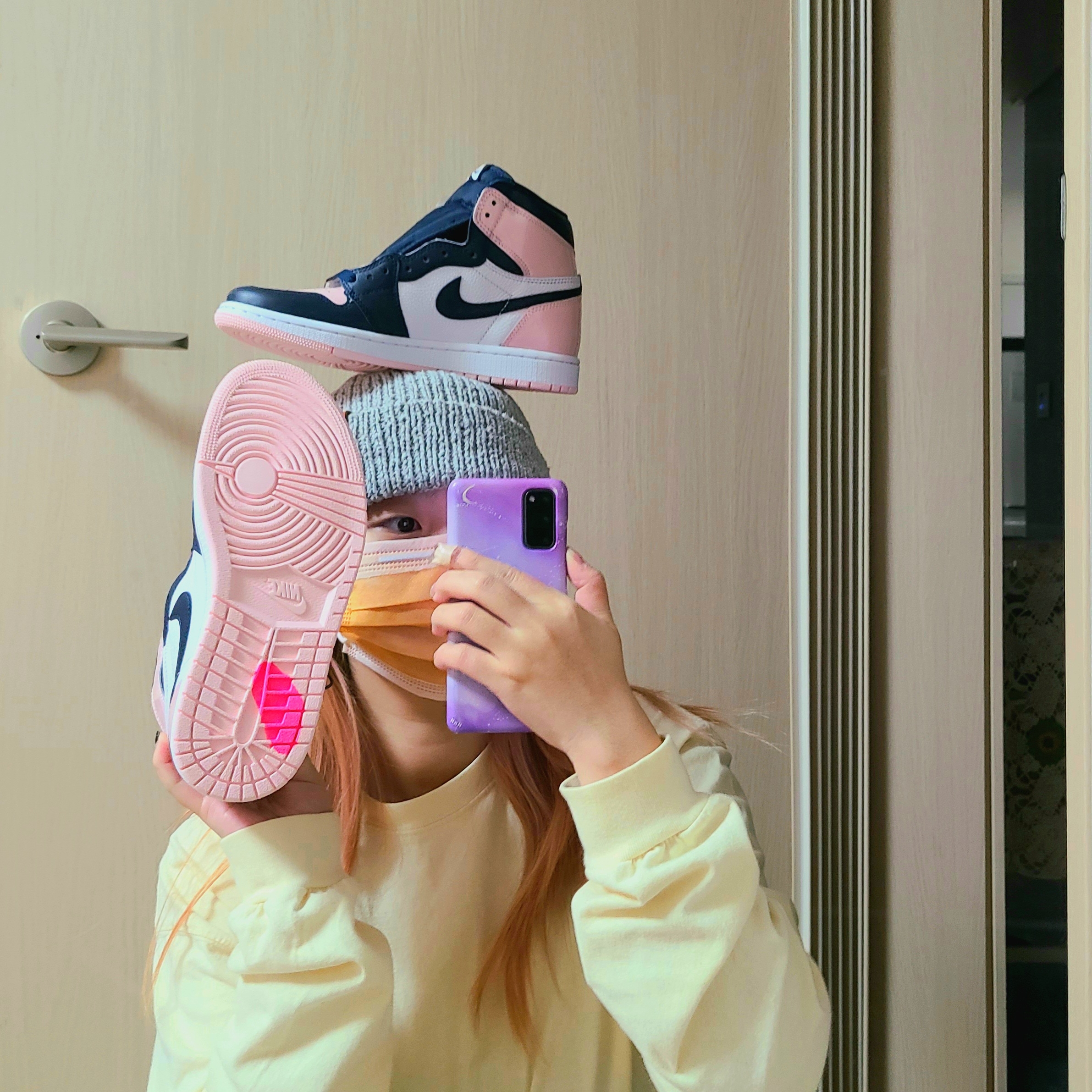 (W) Jordan 1 Retro High OG Atmosphere 착용 스타일