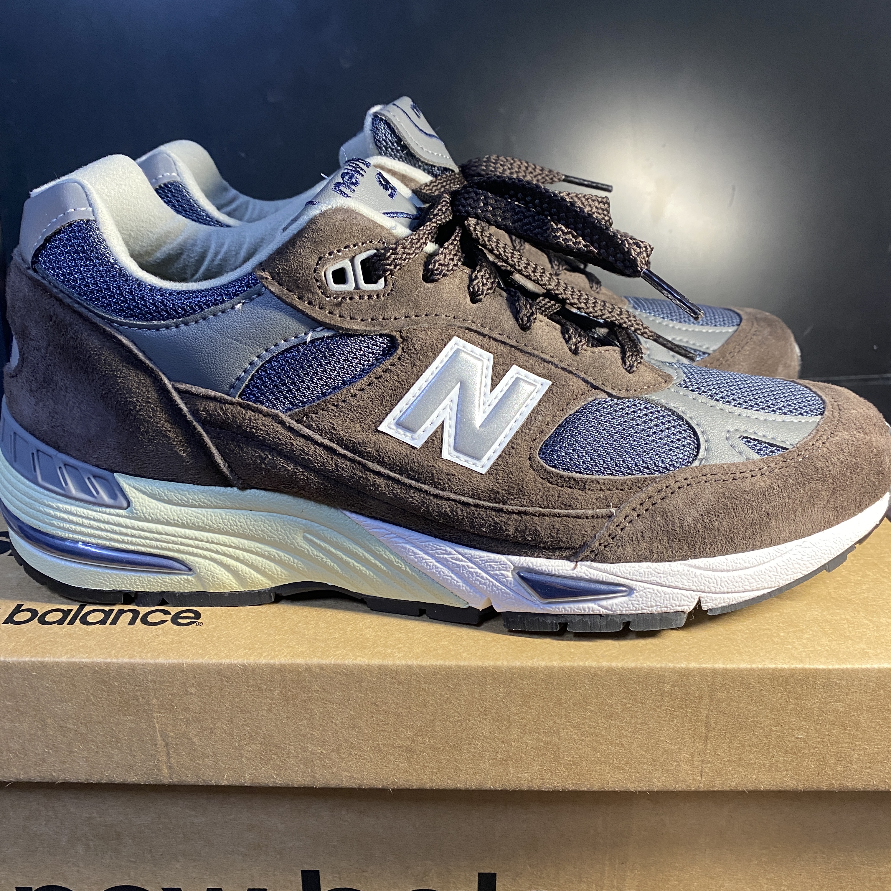 New Balance 991 Made in UK Brown 착용 스타일 - 2