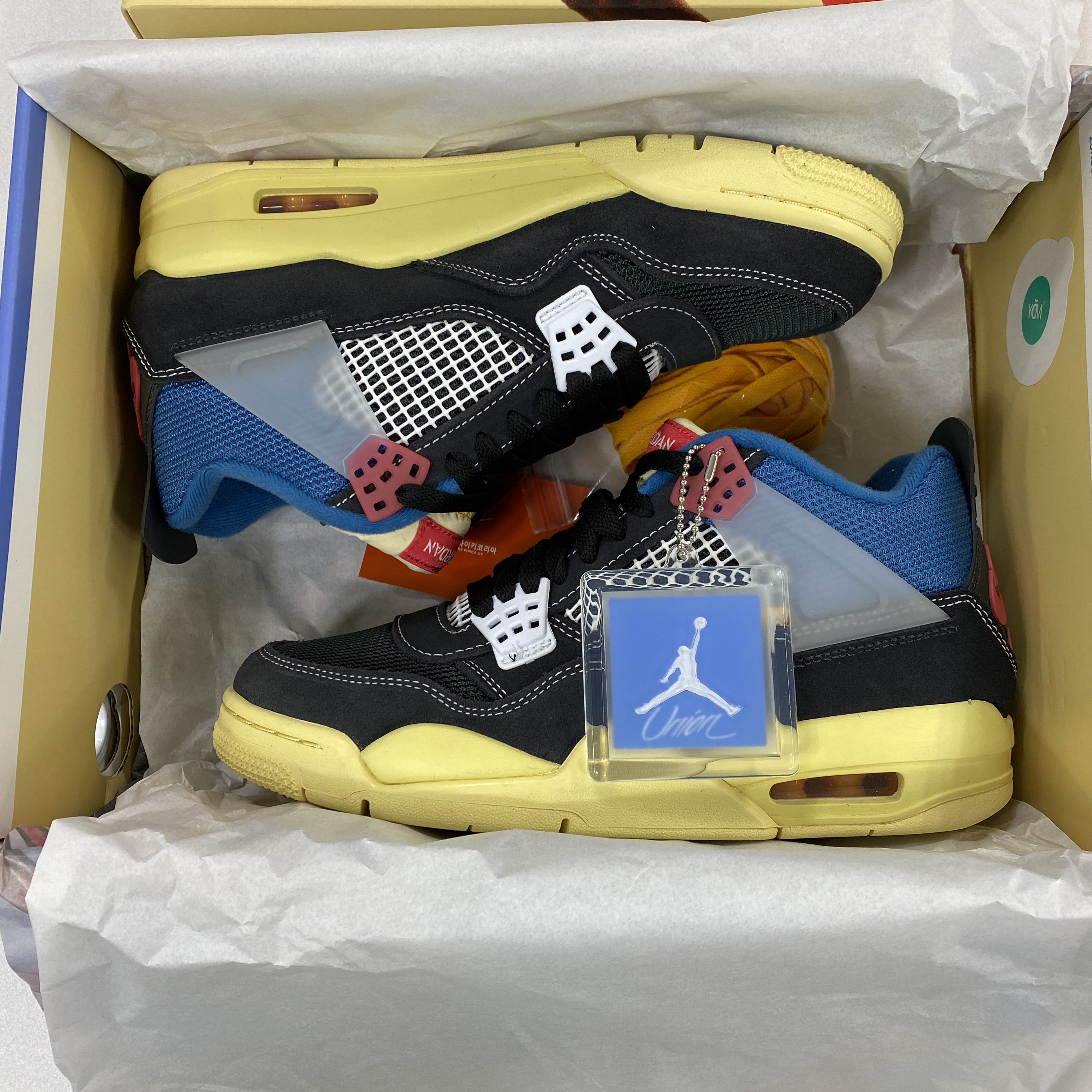 Jordan 4 x Union Retro Off Noir 착용 스타일