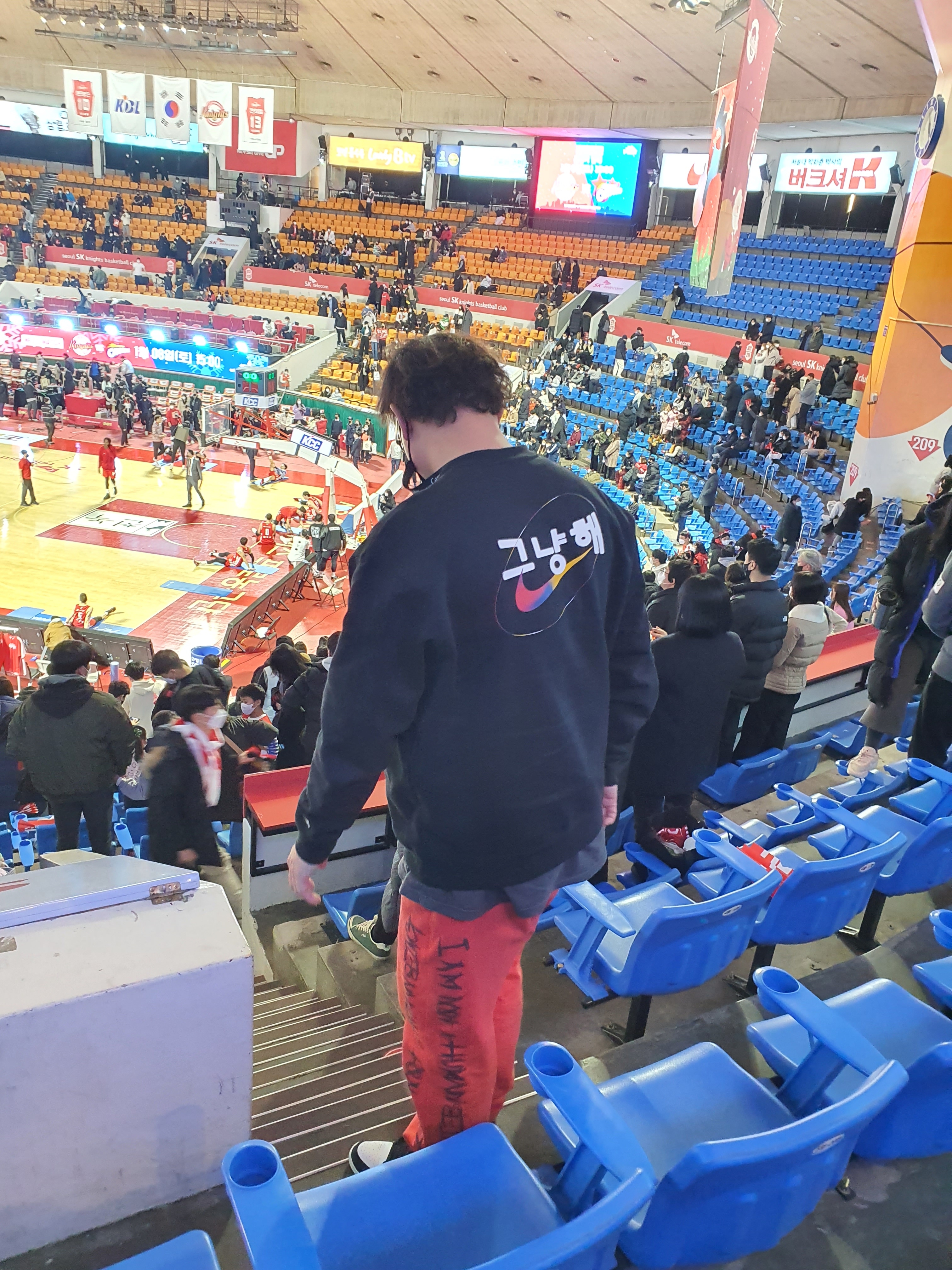 Nike Hangul Heavyweight Sweatshirt Black, Jordan 1 Low Black Toe 착용 스타일