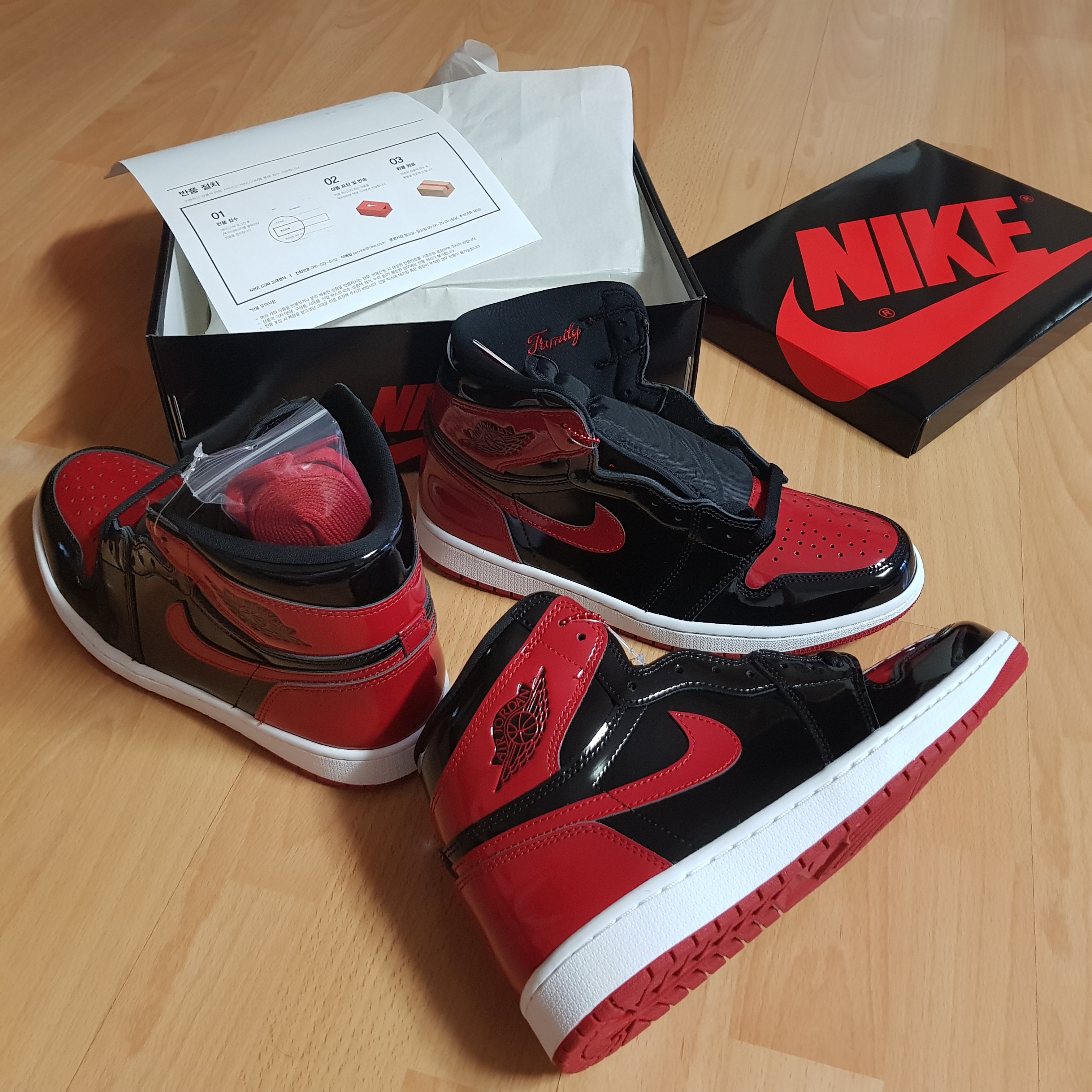 Jordan 1 Retro High OG Patent Bred 착용 스타일 - 2