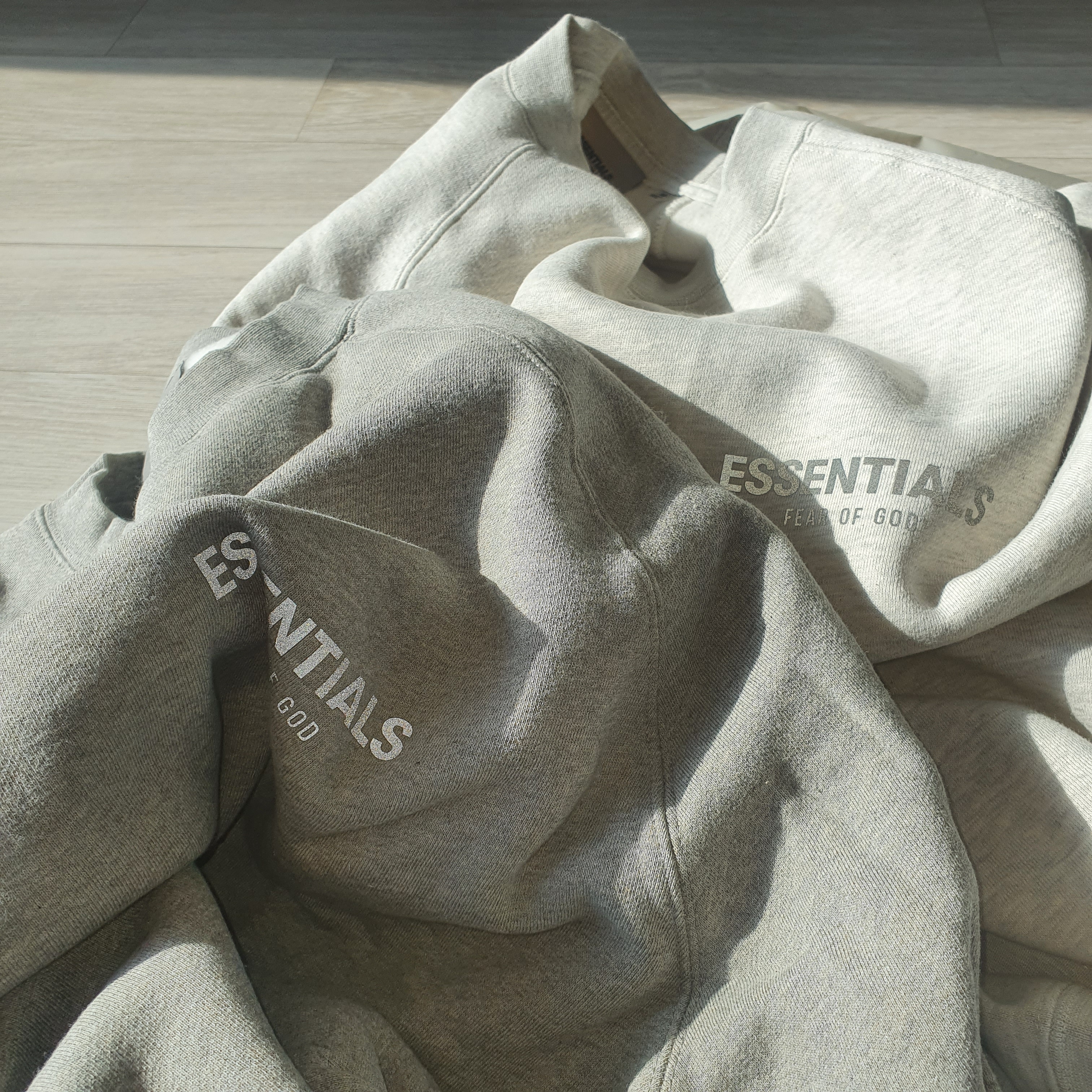 Essentials The Core Collection Pullover Crewneck Oatmeal, Essentials The Core Collection Pullover Crewneck Heather Oatmeal 착용 스타일