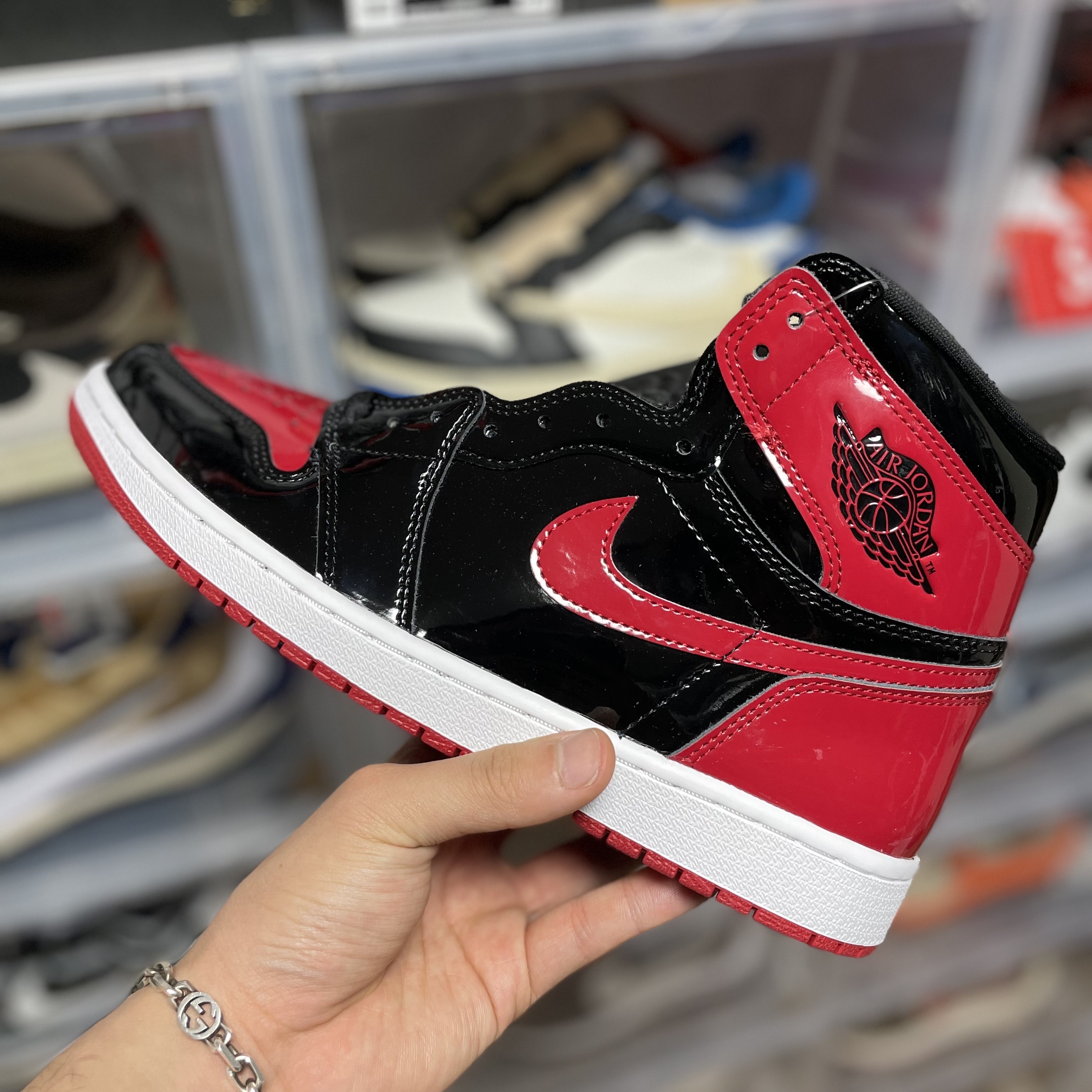 Jordan 1 Retro High OG Patent Bred 착용 스타일