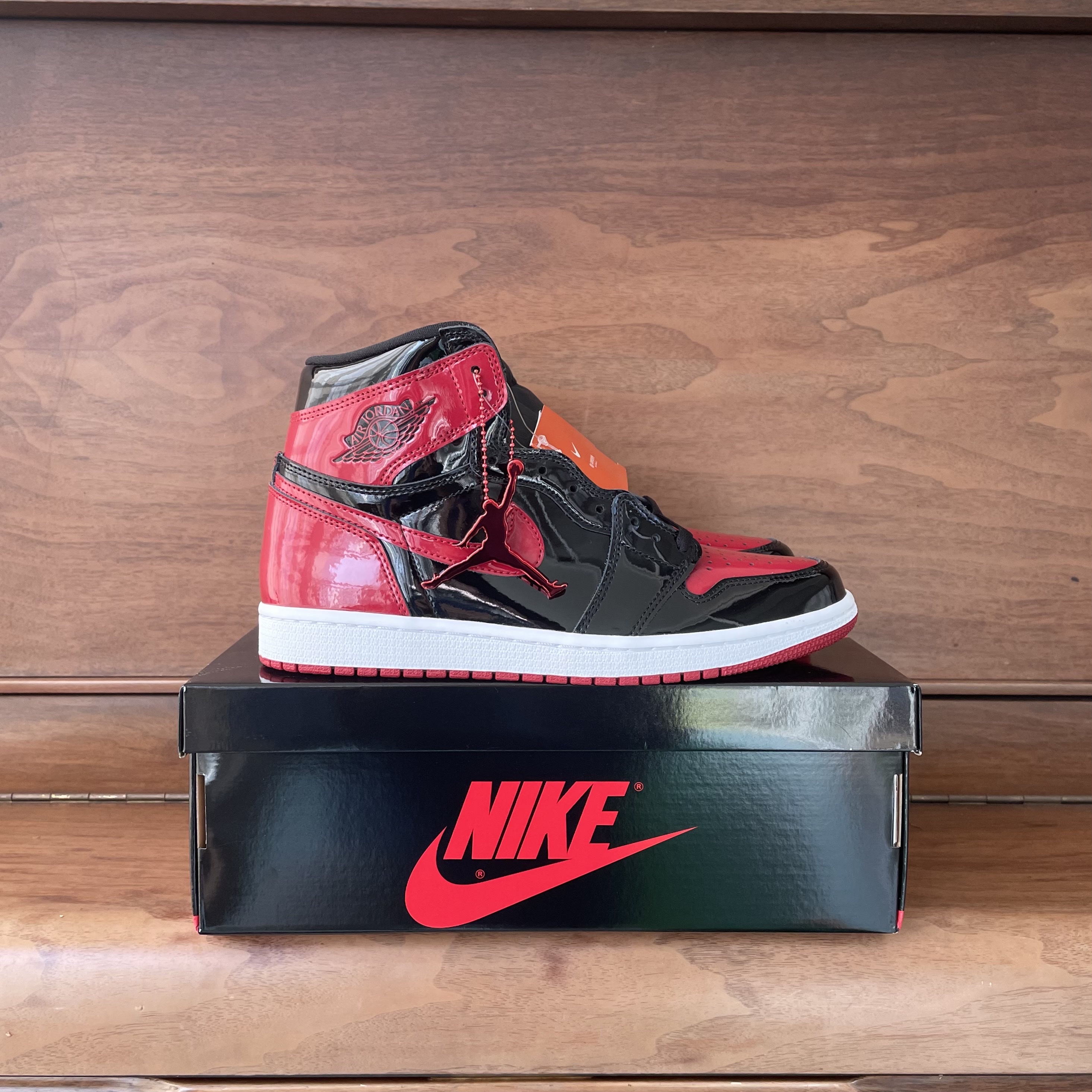 Jordan 1 Retro High OG Patent Bred 착용 스타일