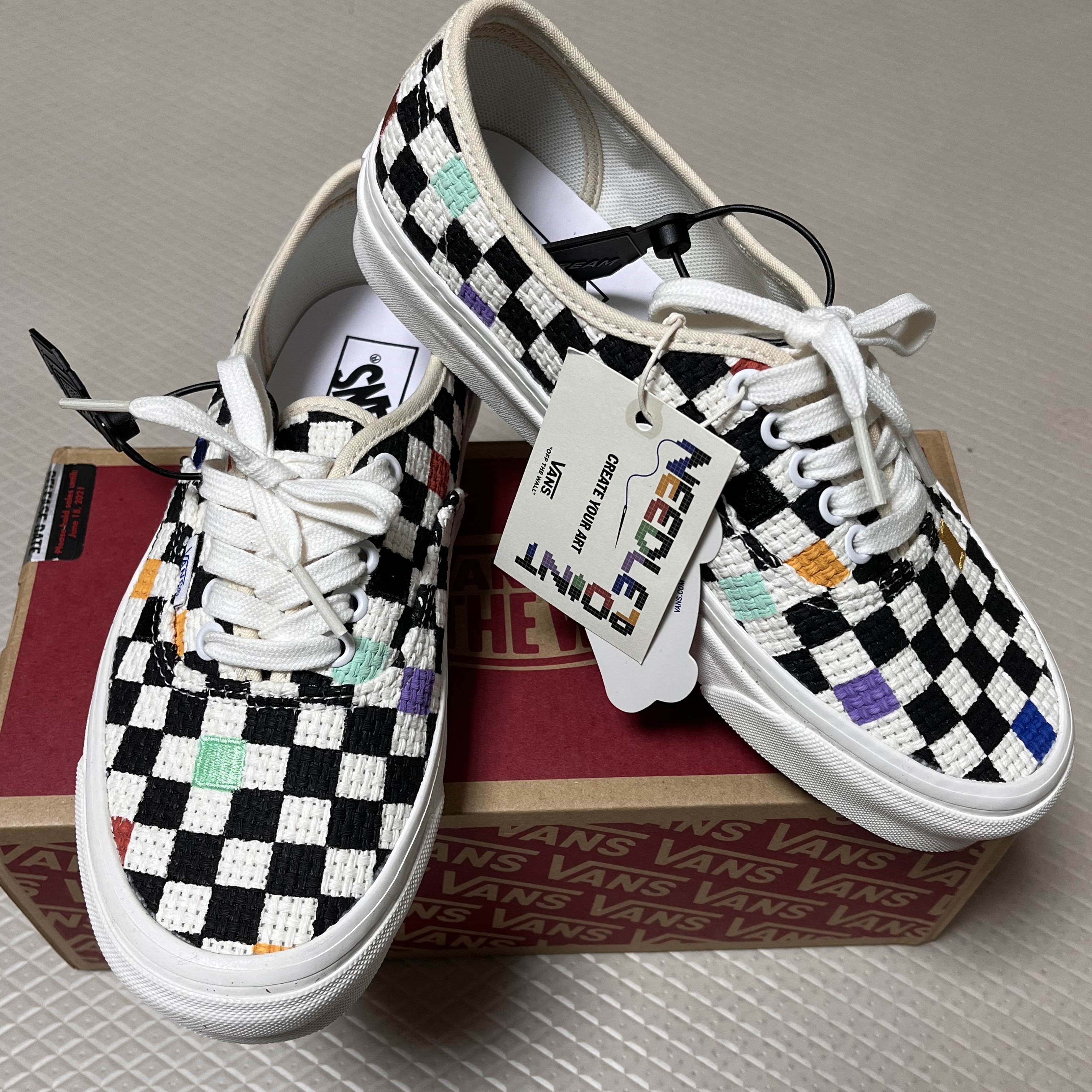Vans Authentic 44 DX Anaheim Factory Needlepoint Checkerboard 착용 스타일 - 1
