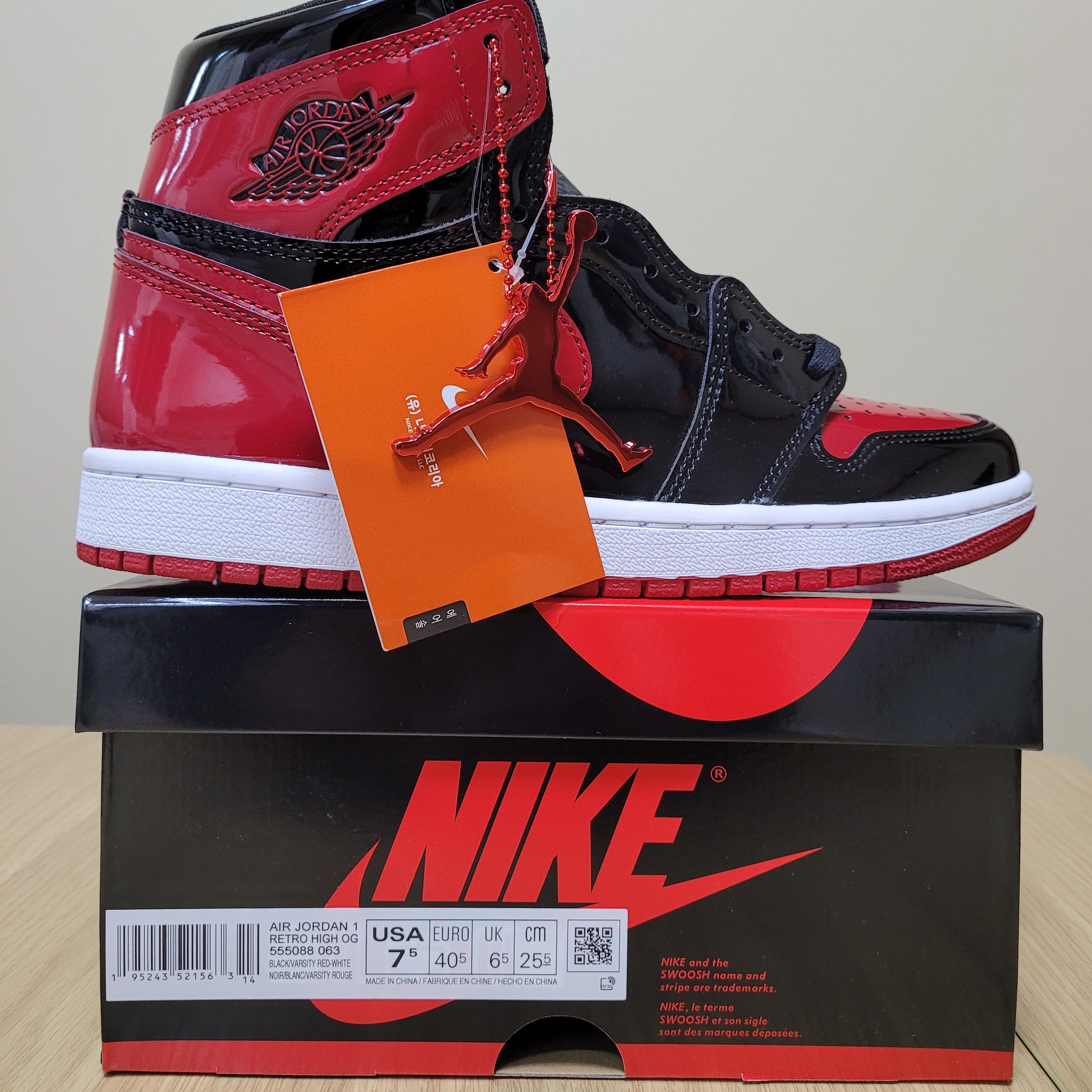 Jordan 1 Retro High OG Patent Bred 착용 스타일 - 1