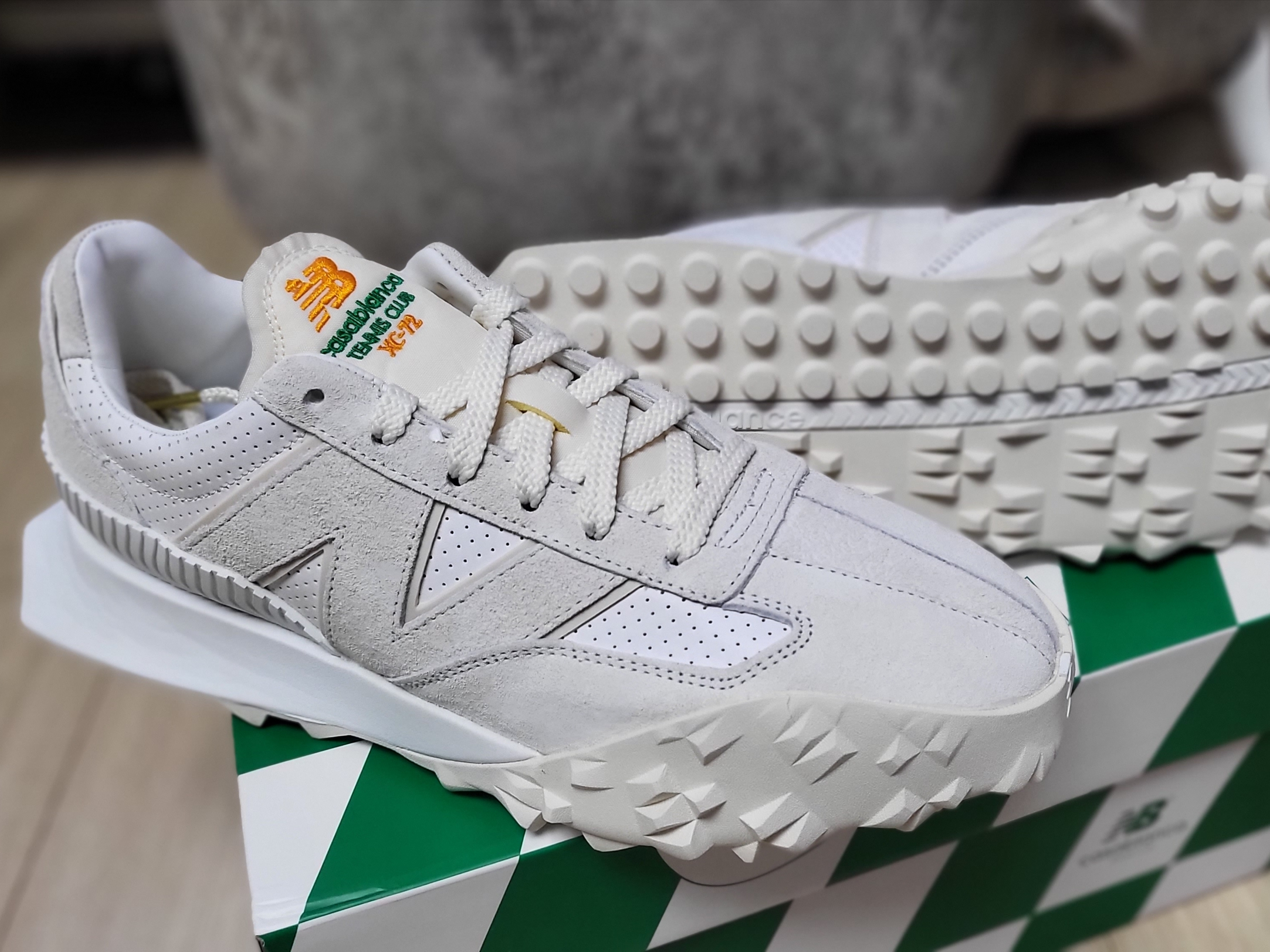 New Balance x Casablanca XC-72 Marshmallow Brilliant White 착용 스타일 - 5