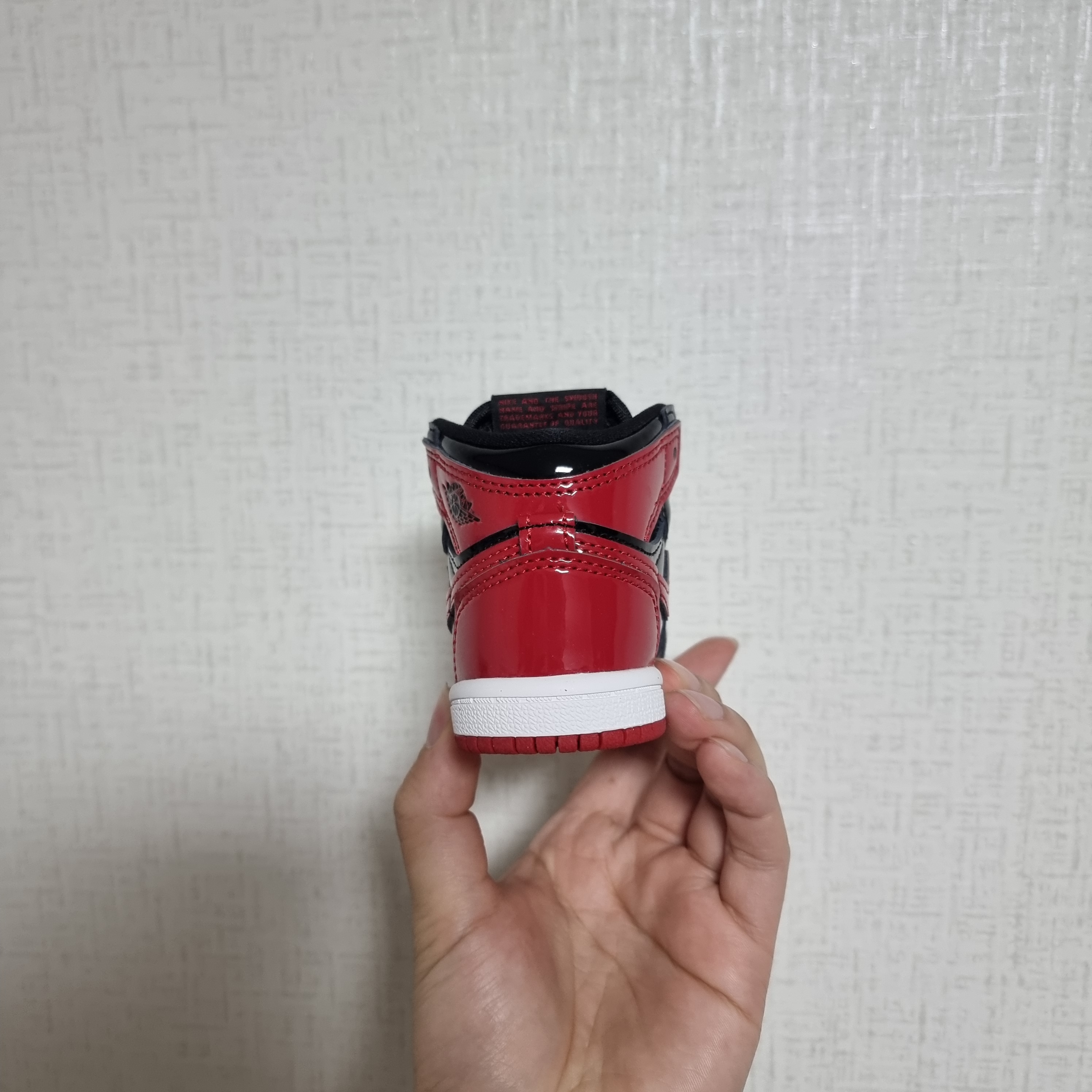 (TD) Jordan 1 Retro High OG Patent Bred 착용 스타일 - 3
