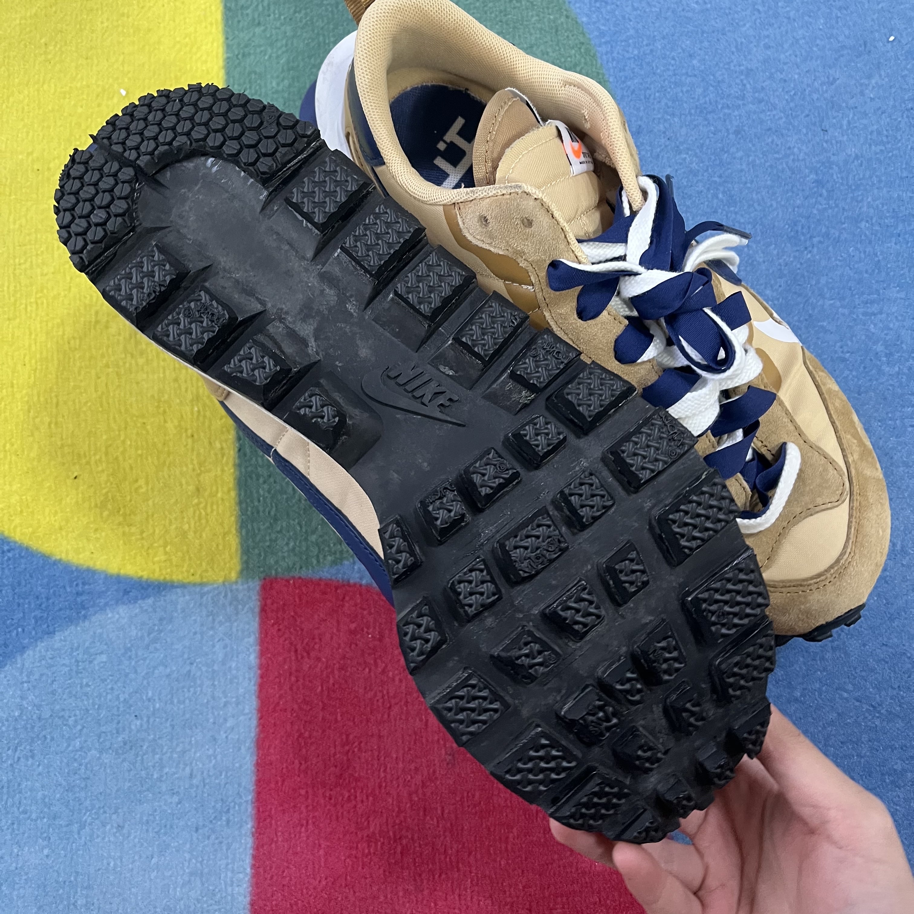 Nike x Sacai VaporWaffle Sesame and Blue Void 착용 스타일 - 3
