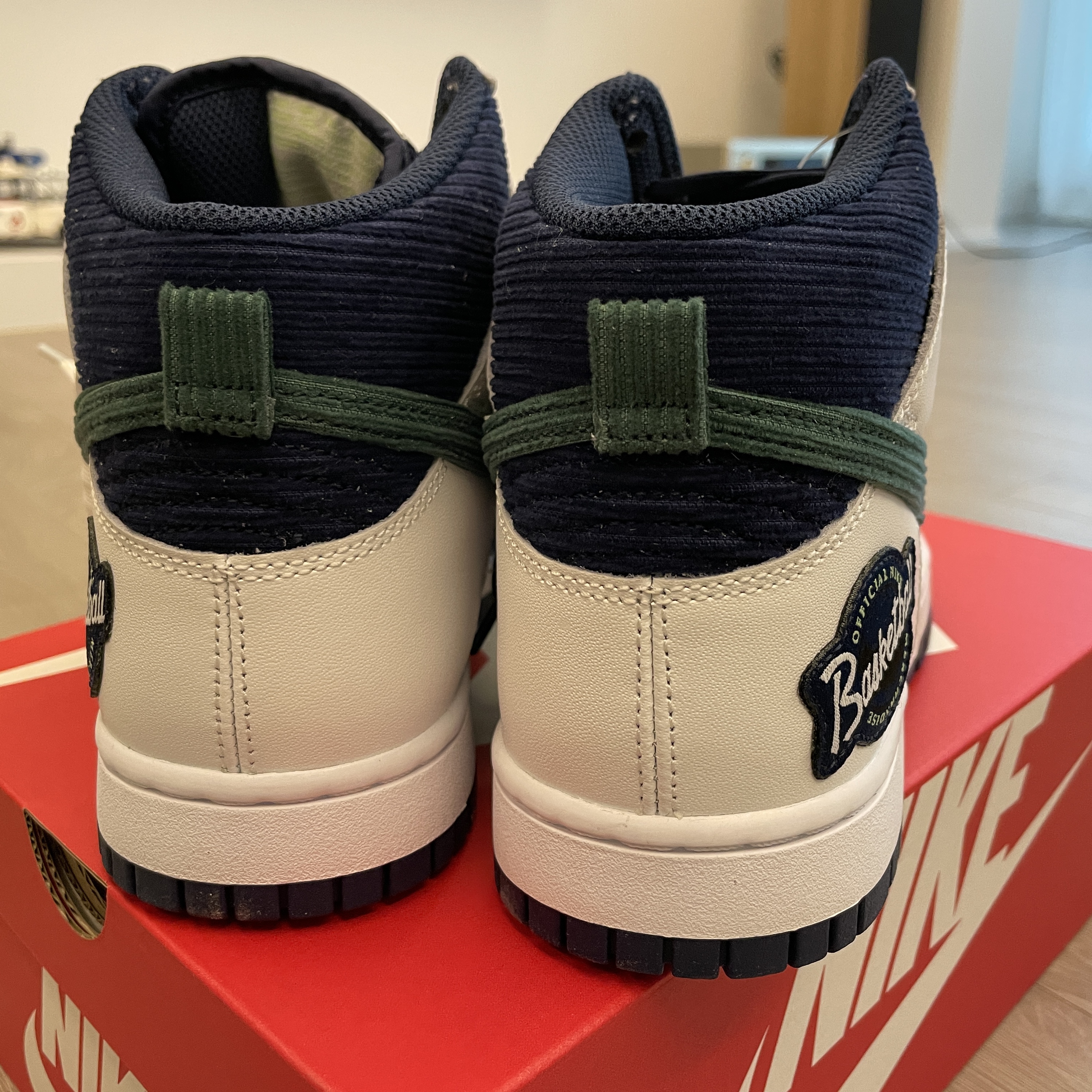 Nike Dunk High PRM EMB College Navy 착용 스타일 - 4
