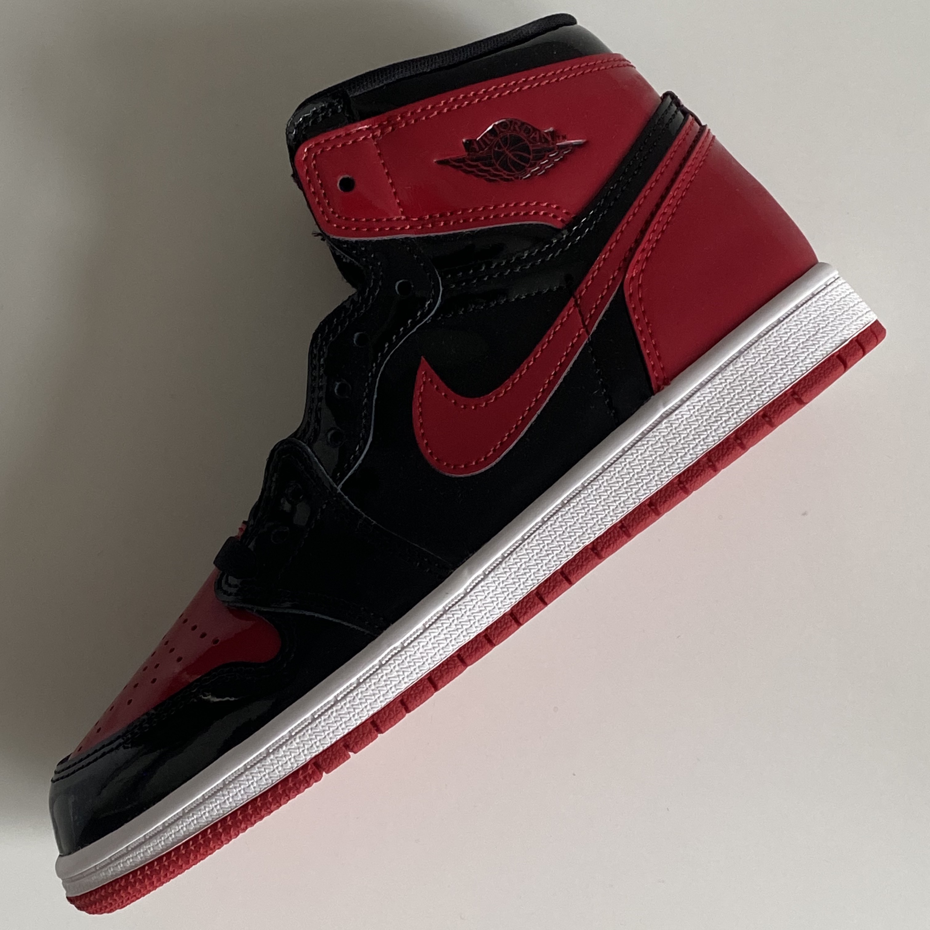(PS) Jordan 1 Retro High OG Patent Bred 착용 스타일 - 2