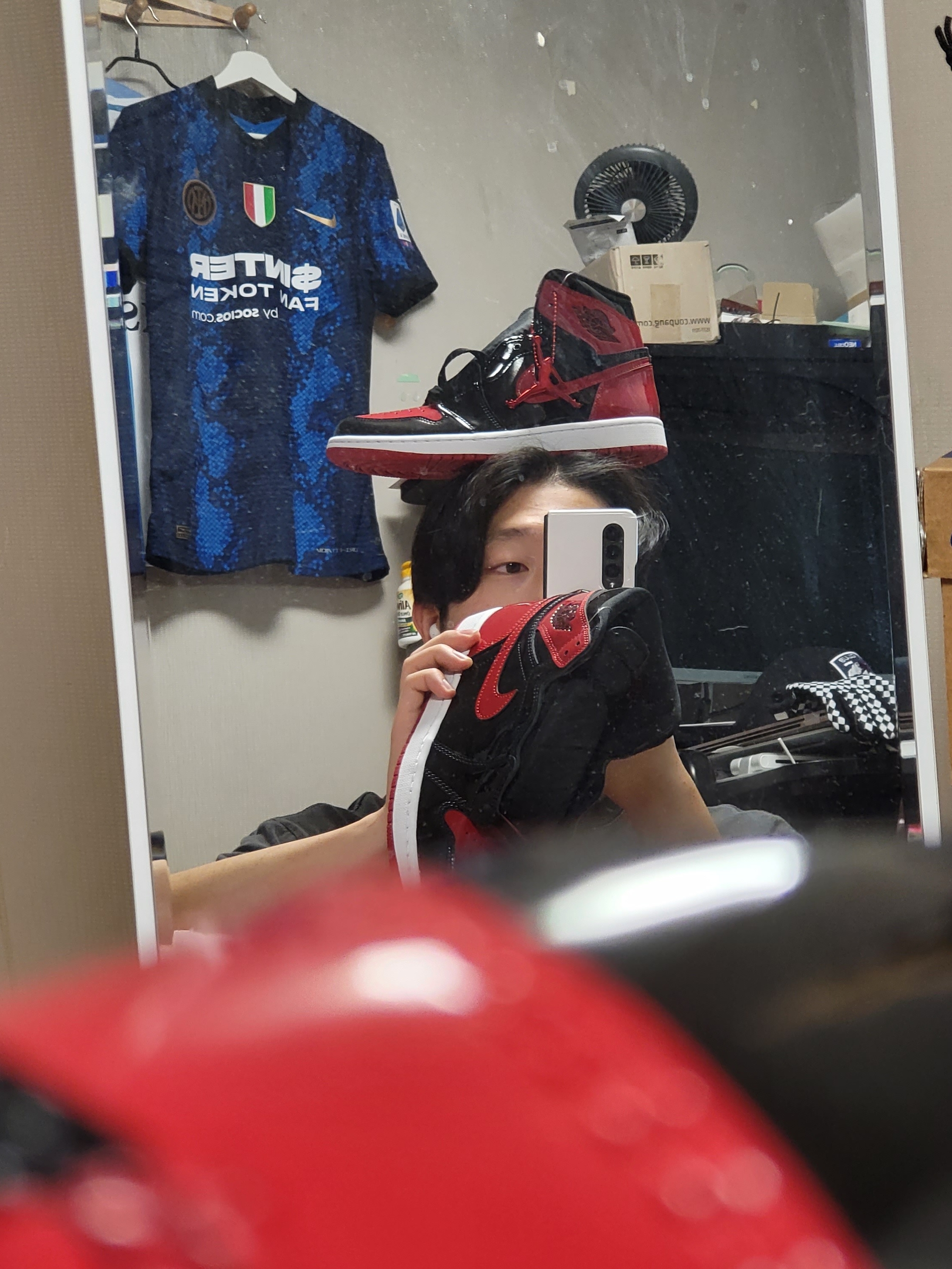 Jordan 1 Retro High OG Patent Bred 착용 스타일 - 1