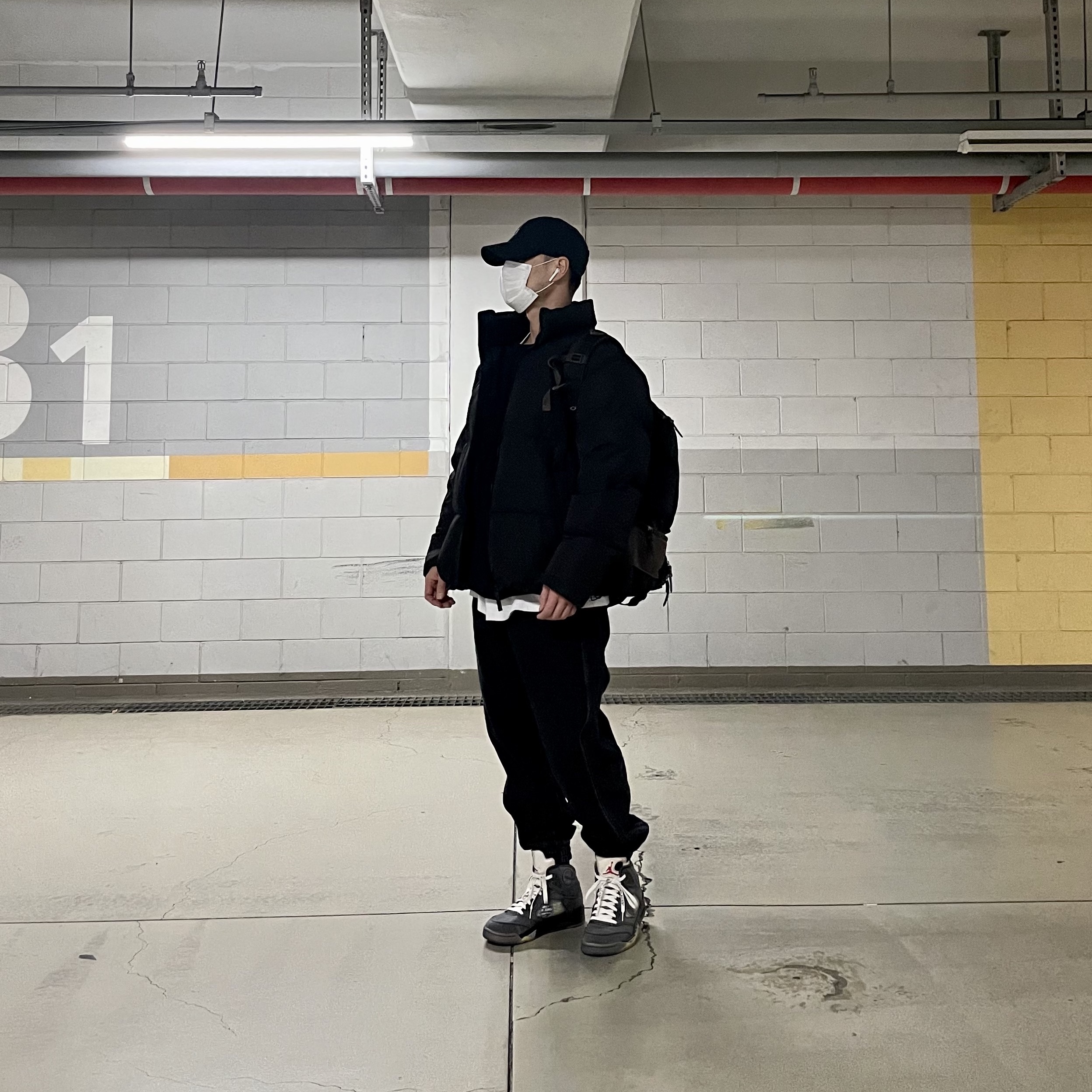 Jordan 5 x Off-White Retro SP Black Muslin 착용 스타일