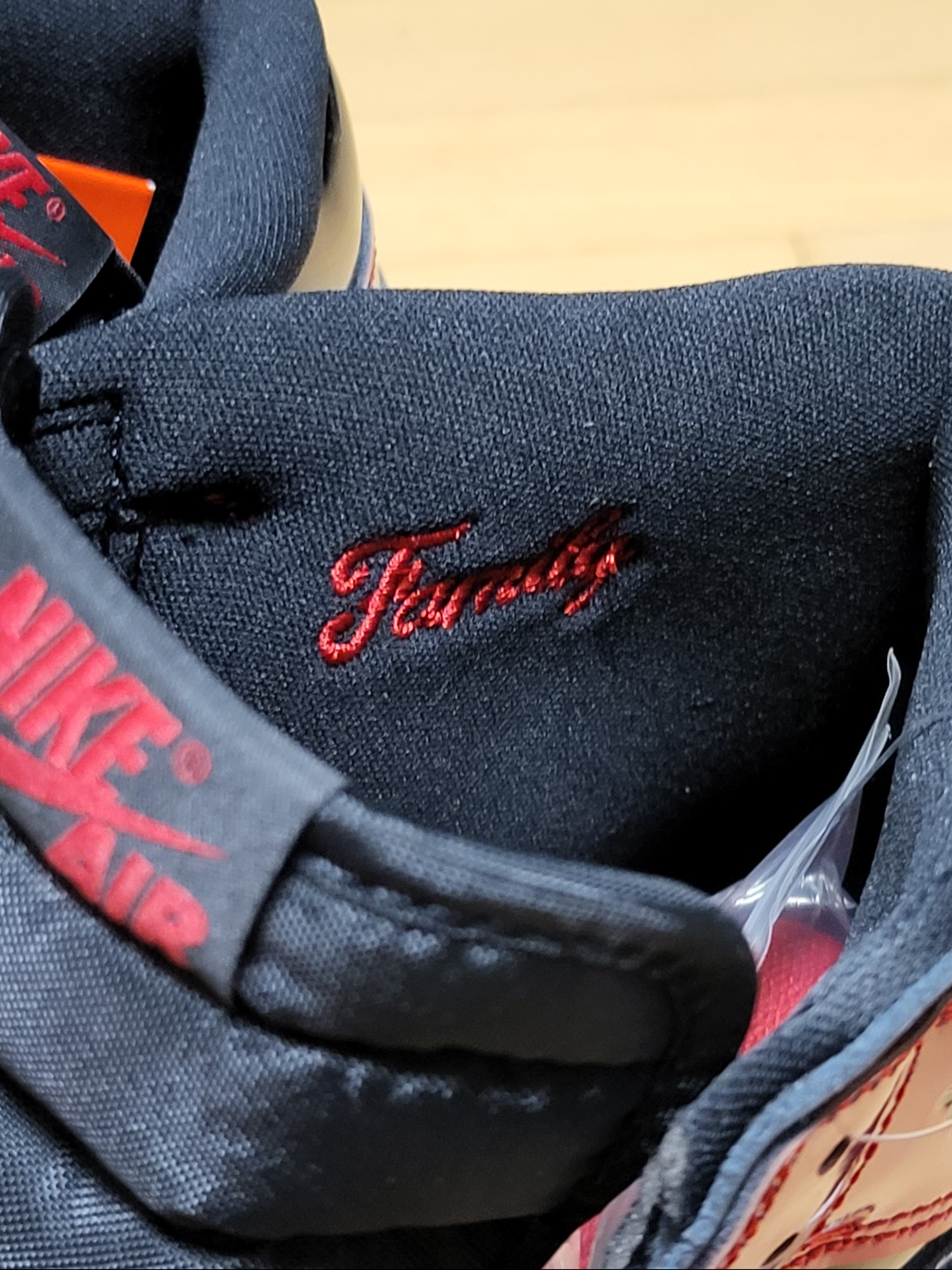Jordan 1 Retro High OG Patent Bred 착용 스타일 - 3