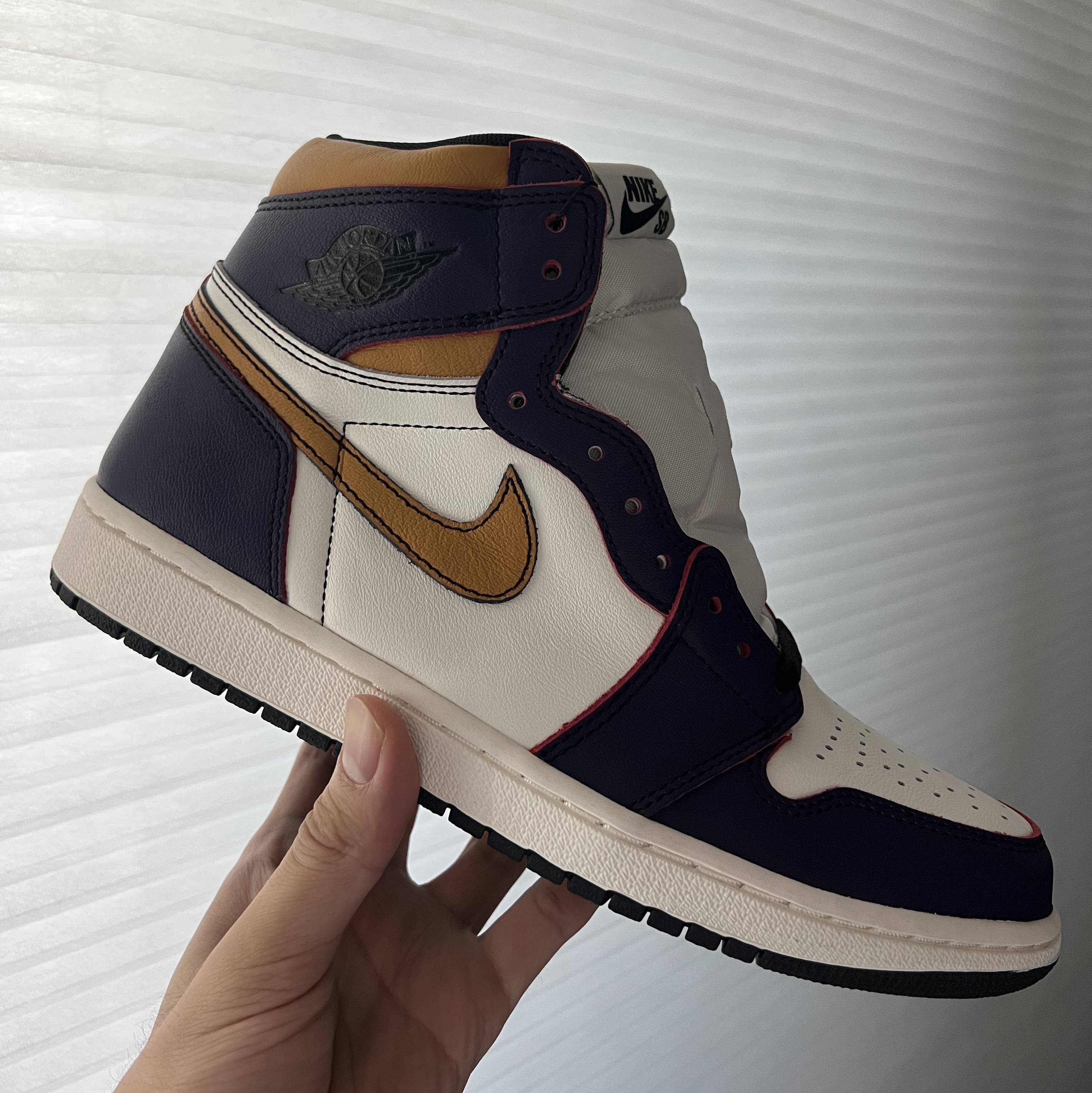 Jordan 1 Retro High OG Defiant SB LA to Chicago 착용 스타일