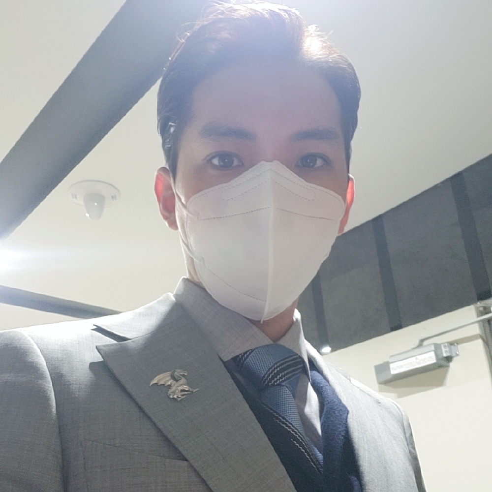 KREAM 프로필 이미지