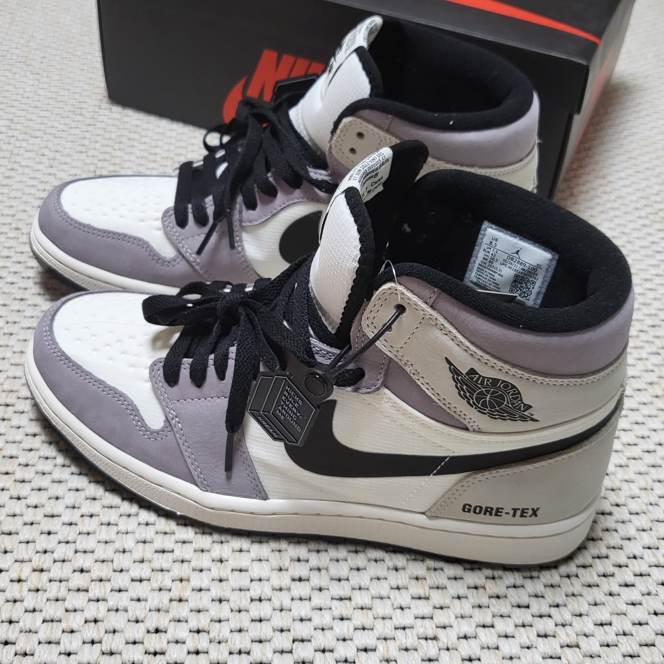 Jordan 1 Element Gore-Tex Sail 착용 스타일 - 1
