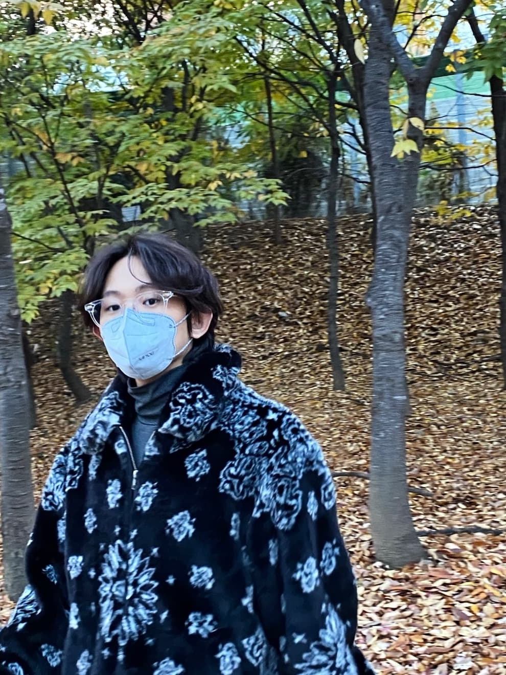 Supreme Bandana Faux Fur Bomber Jacket Black - 21SS 착용 스타일 - 1