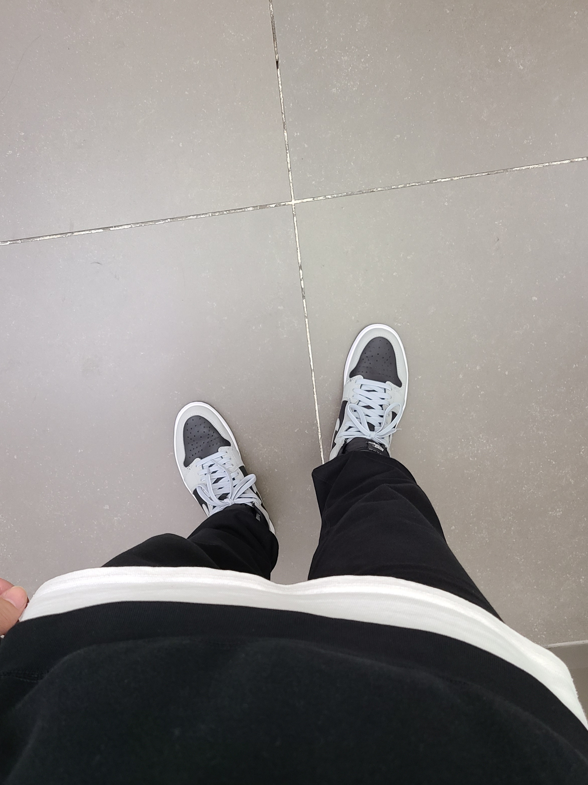 Jordan 1 Retro High OG Shadow 2.0 착용 스타일 - 2