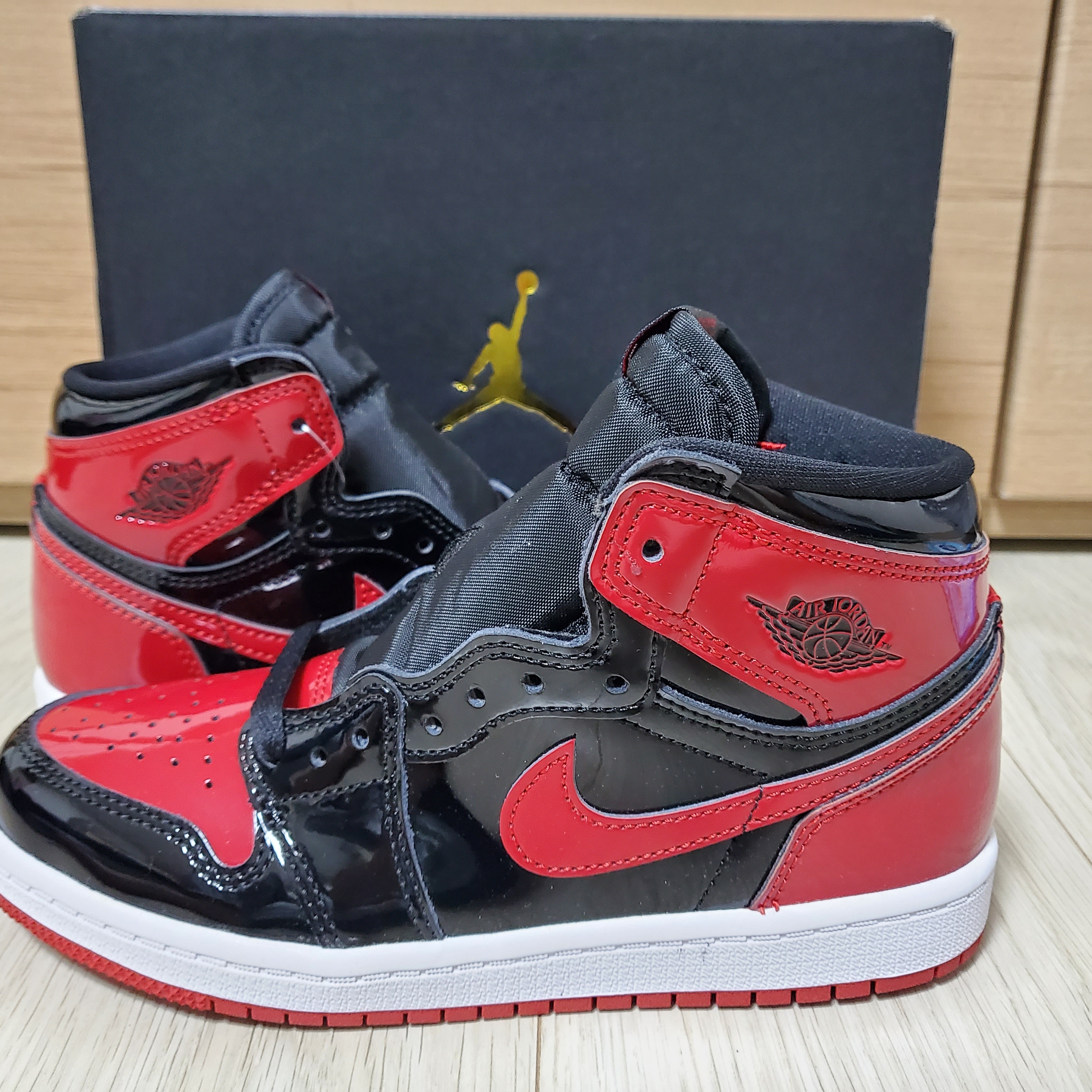 (PS) Jordan 1 Retro High OG Patent Bred 착용 스타일