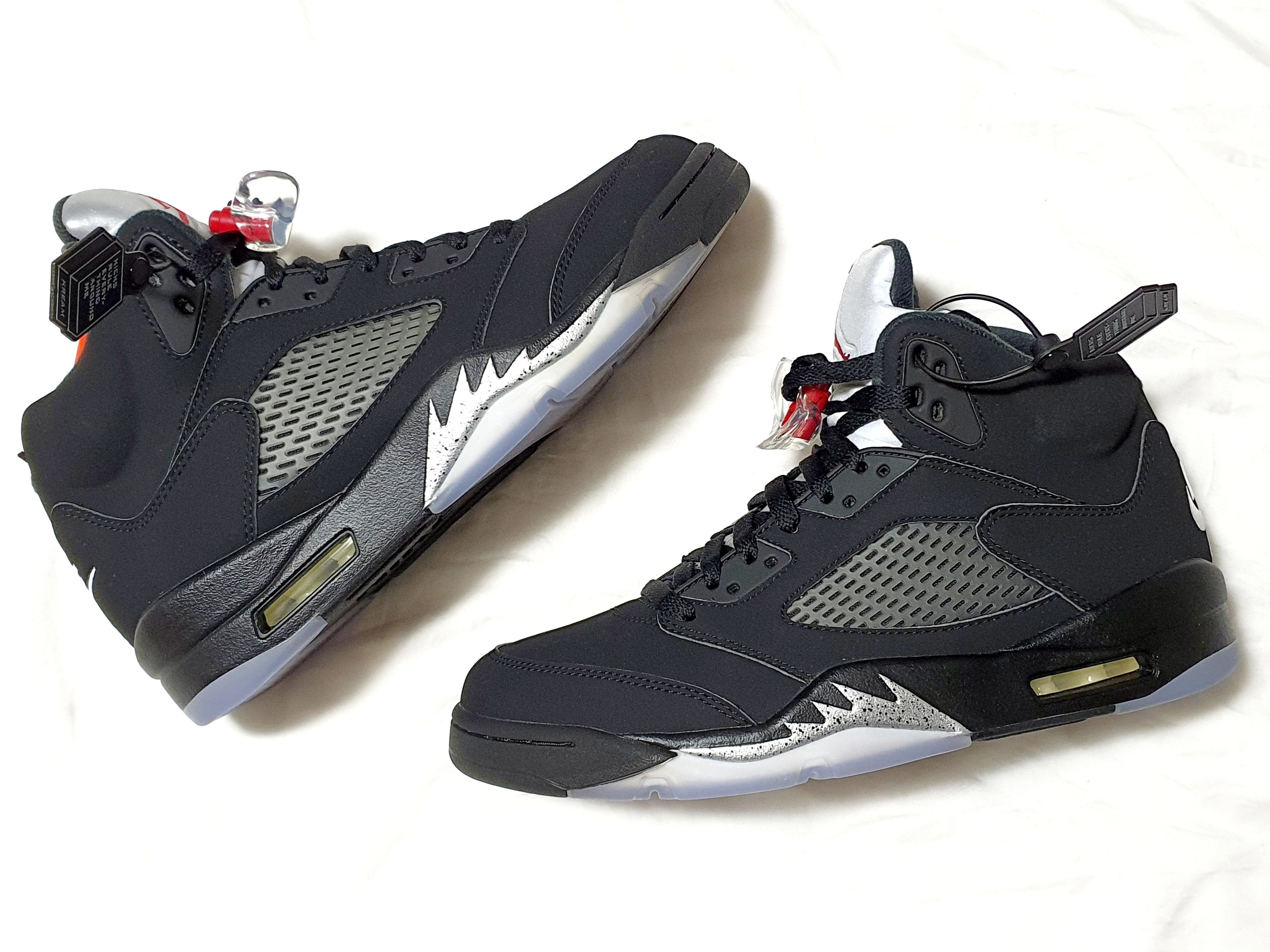 Jordan 5 Retro Black Metallic 2016 착용 스타일 - 2