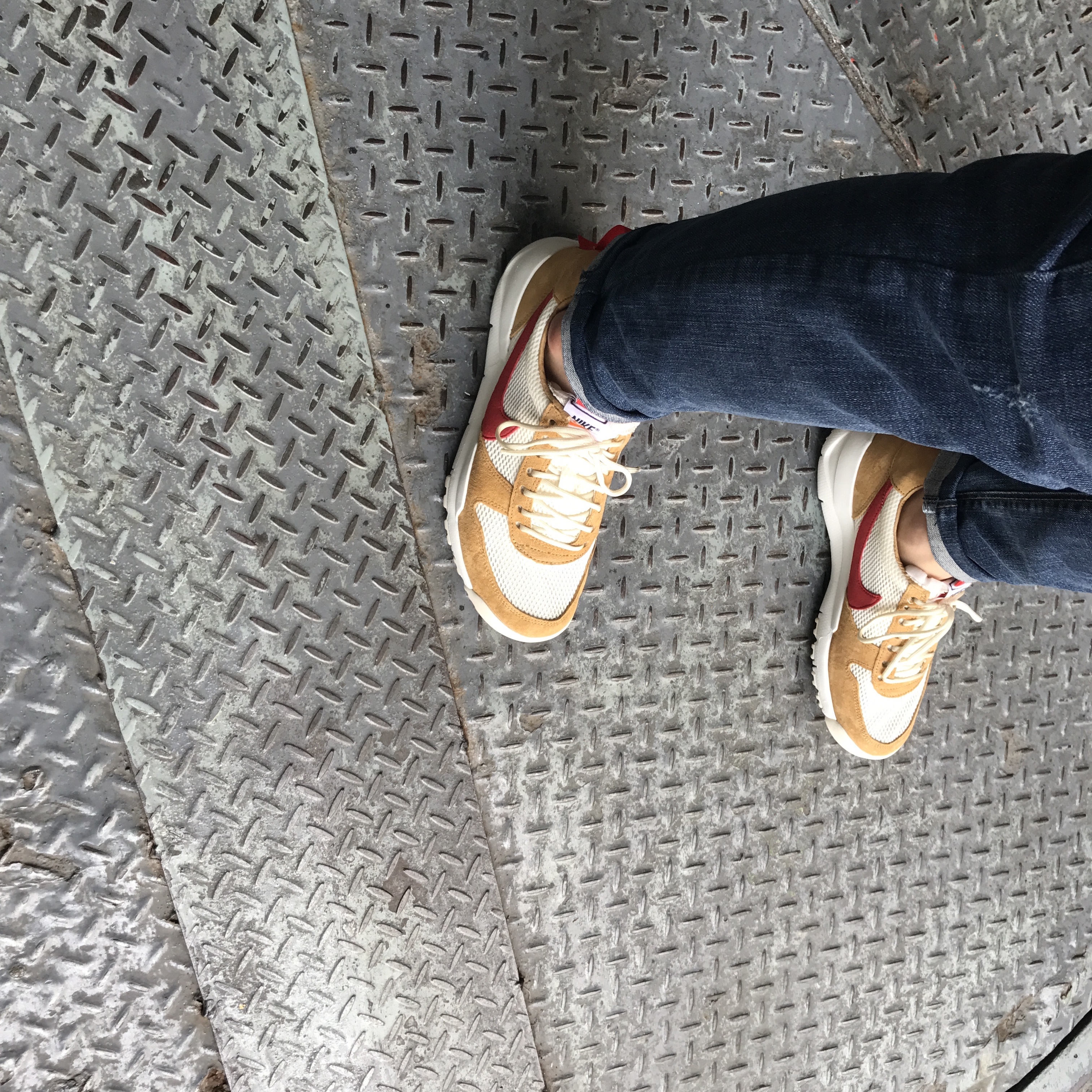 Nike x Tom Sachs Mars Yard Shoe 2.0 Space Camp 착용 스타일 - 2