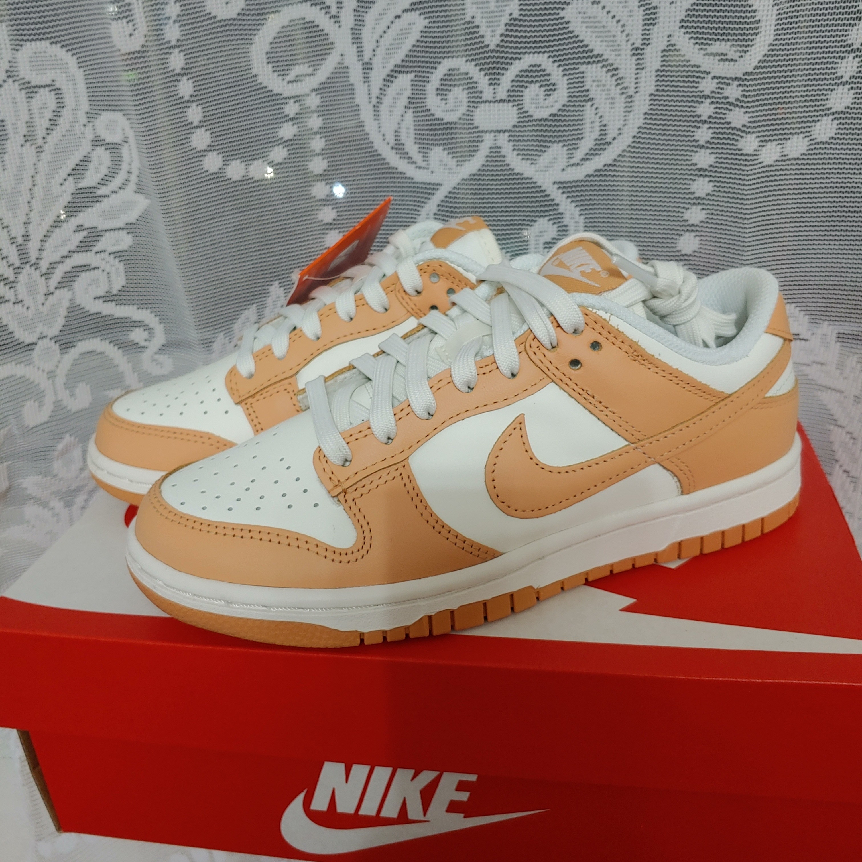 (W) Nike Dunk Low Harvest Moon 착용 스타일 - 2