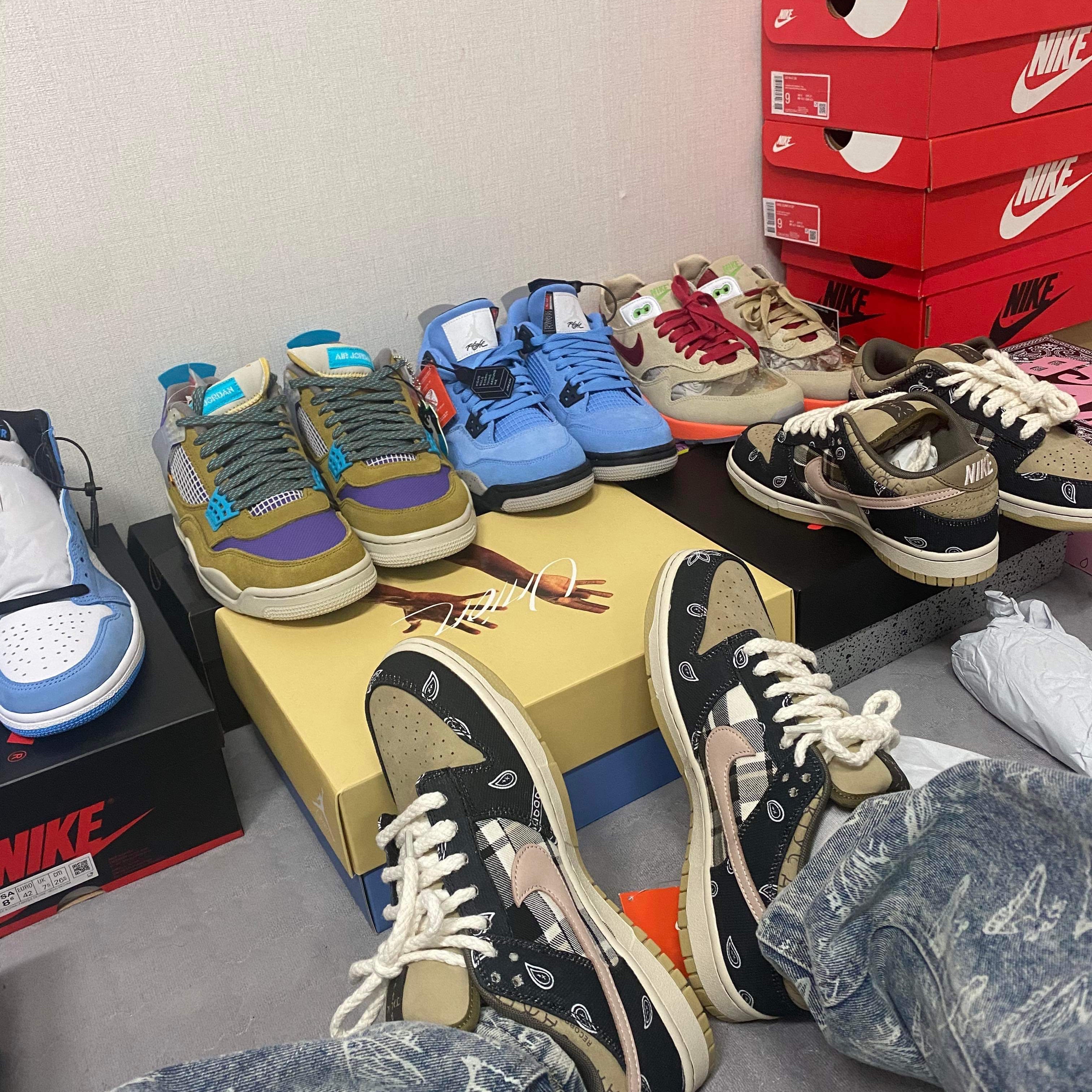 Nike x Travis Scott SB Dunk Low, Jordan 4 x Union Retro SP Desert Moss 착용 스타일