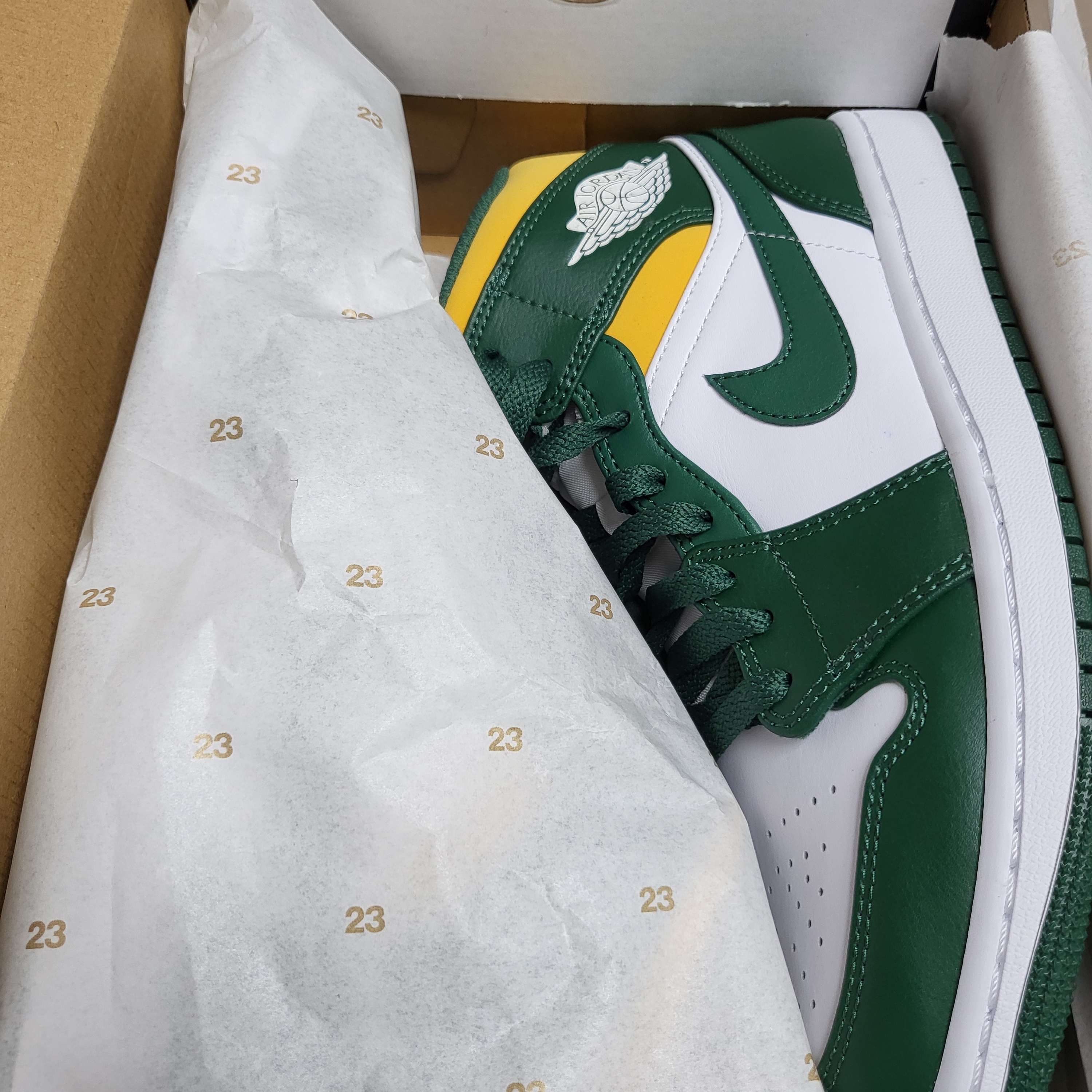 Jordan 1 Mid Sonics 2021 착용 스타일