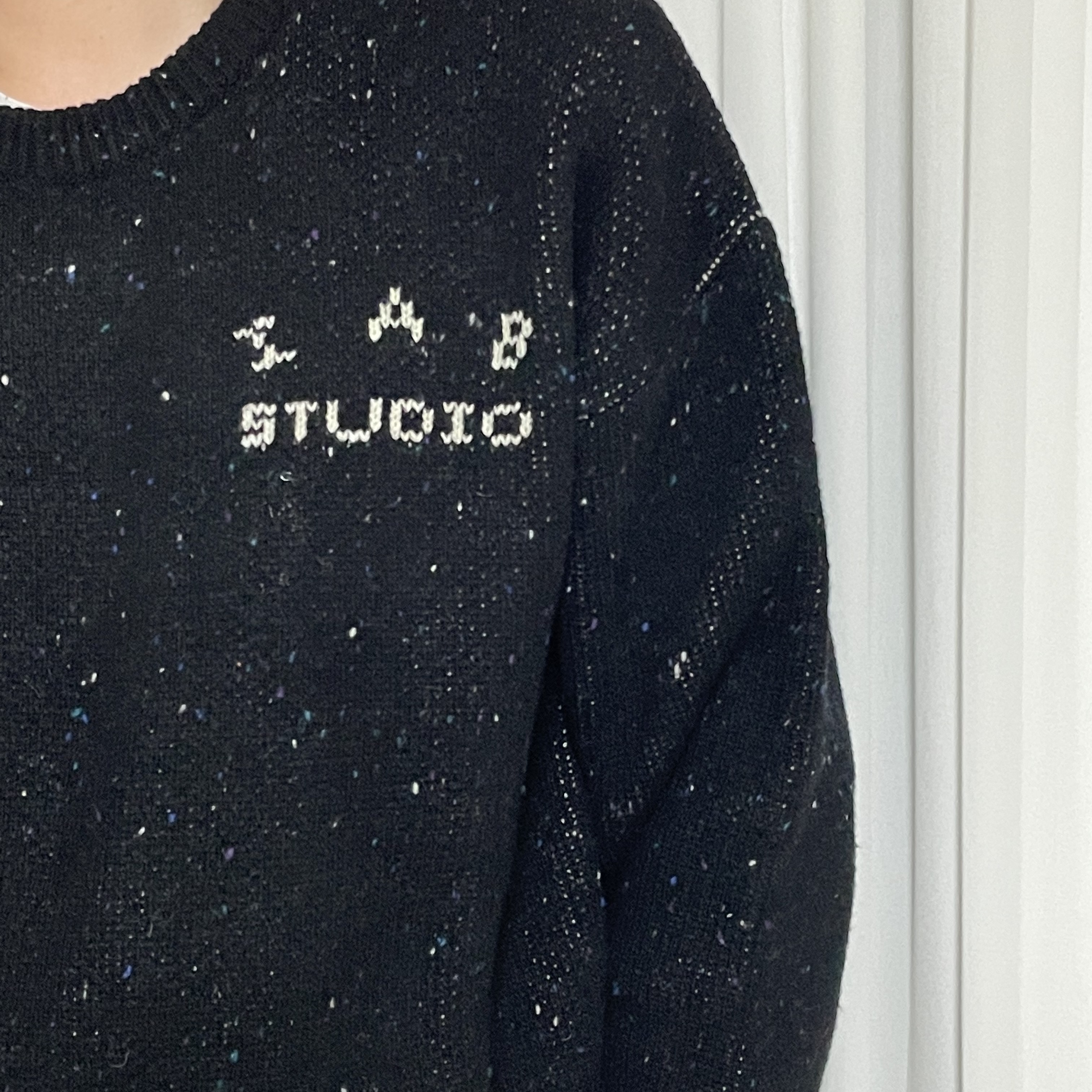 IAB Studio Knit Black 착용 스타일 - 2