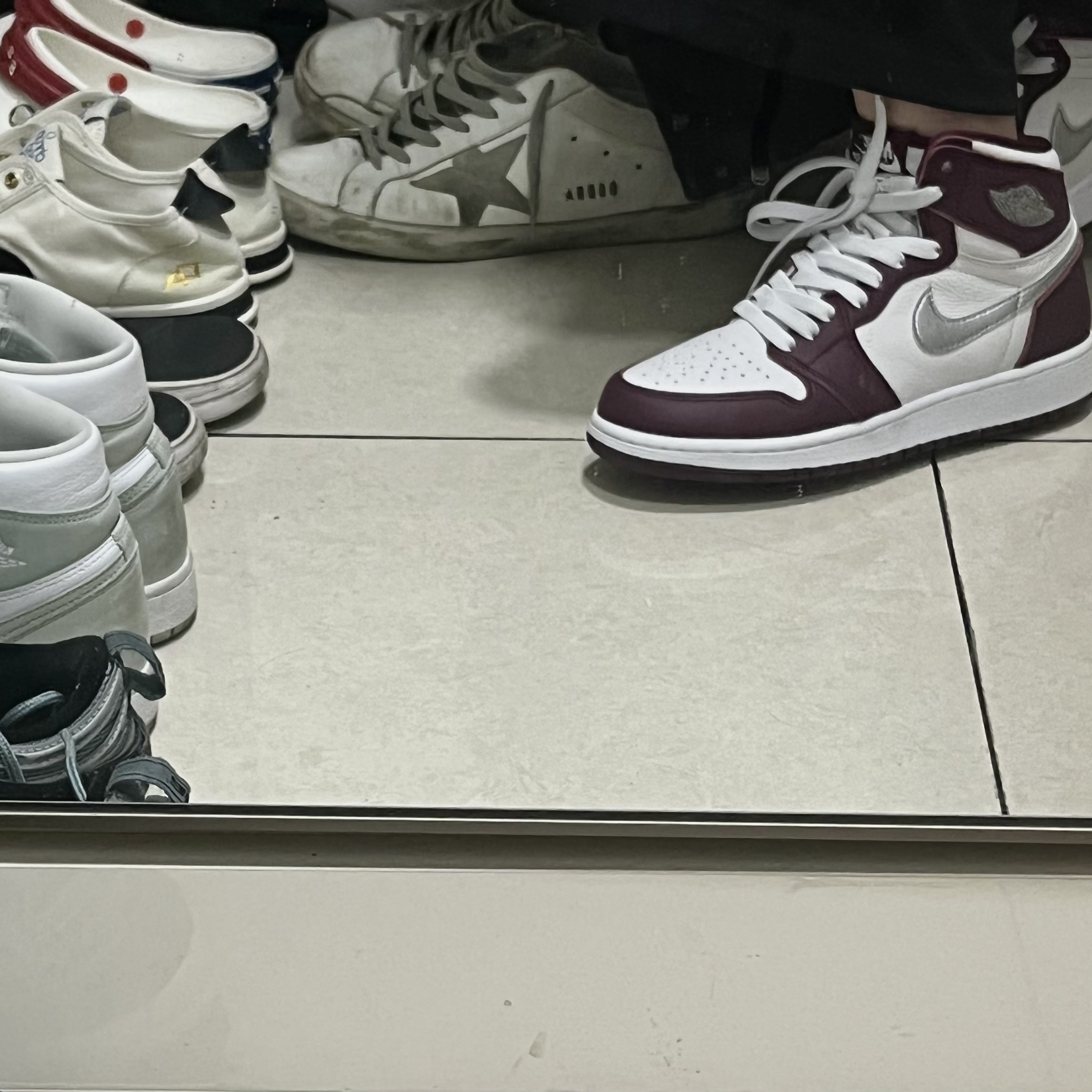 (GS) Jordan 1 Retro High OG Bordeaux 착용 스타일